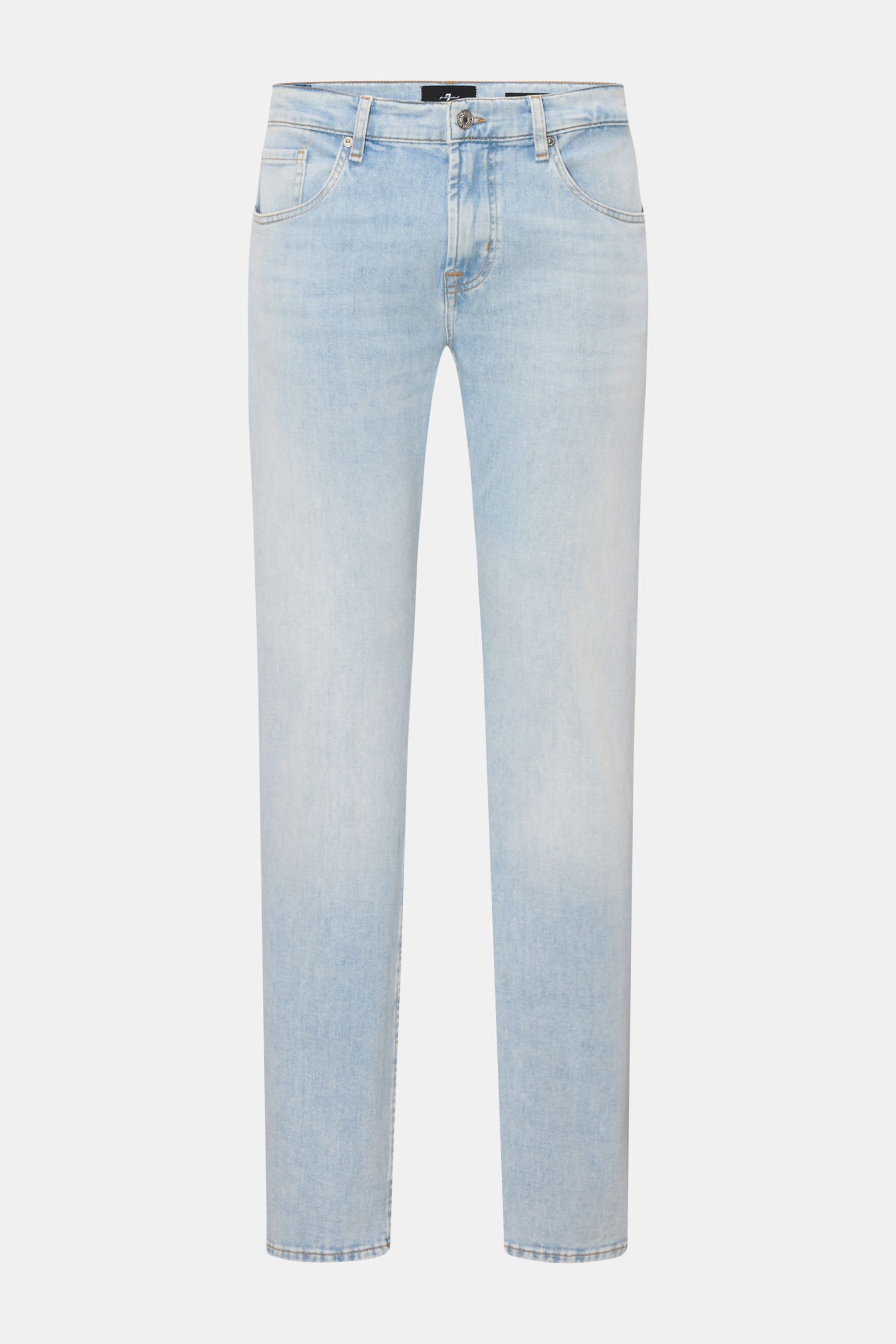 7 for all mankind Jeans 'The Straight' hellblau, frontale Ansicht, helle Waschung, Regular Fit, Five-Pocket-Stil, Baumwolle mit Stretch, Zip Fly, Gesäßtaschen mit Stitching, kleines Weblabel.