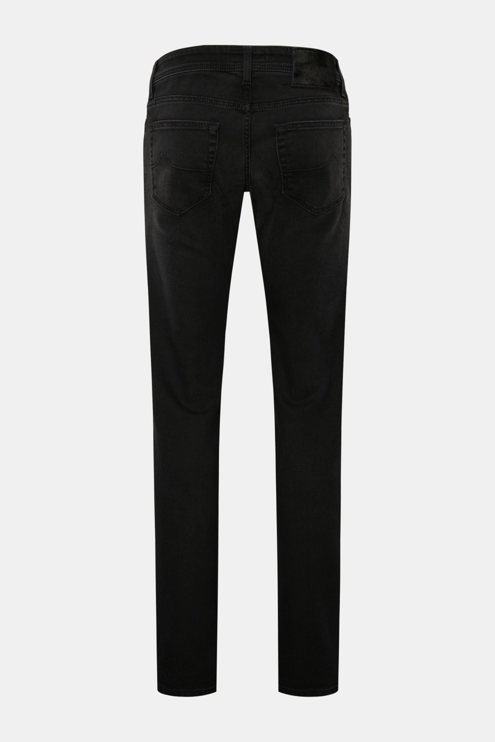 Jacob Cohen Jeans 'Nick' dunkelgrau shown from the back, slim fit, narrow tapered denim made of cotton and microfiber, elastic quality, soft touch, subtle used wash, button fly, five-pocket style, coin pocket with initial, back pockets with stitching, lea