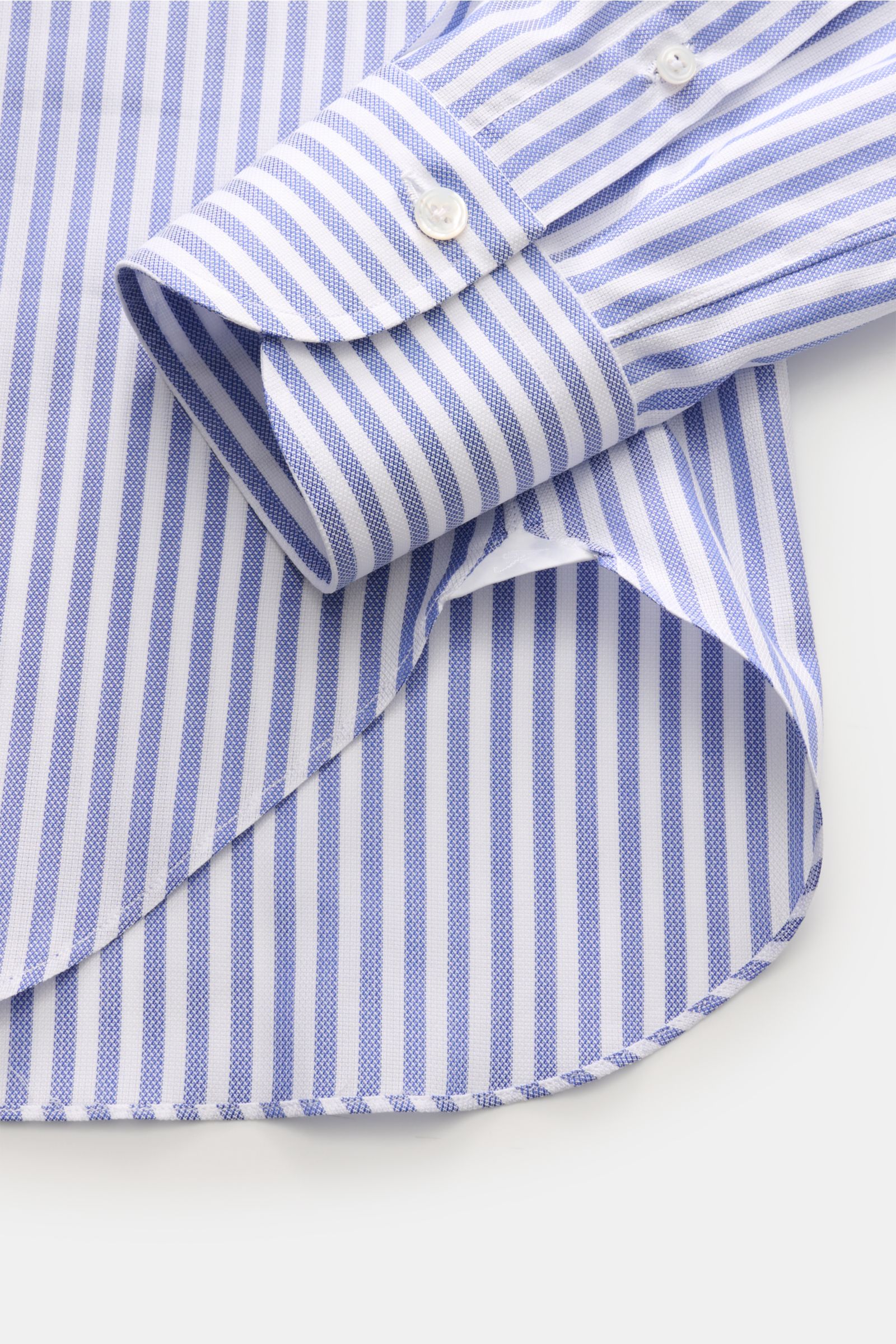 Close-up front-side view of Finamore Business shirt 'Sergio Napoli' shark collar dark blue/white striped, showing pure cotton fabric, soft smooth feel, slim fit, extra-long sleeves, shark collar, French button placket, classic barrel cuffs, and rounded he