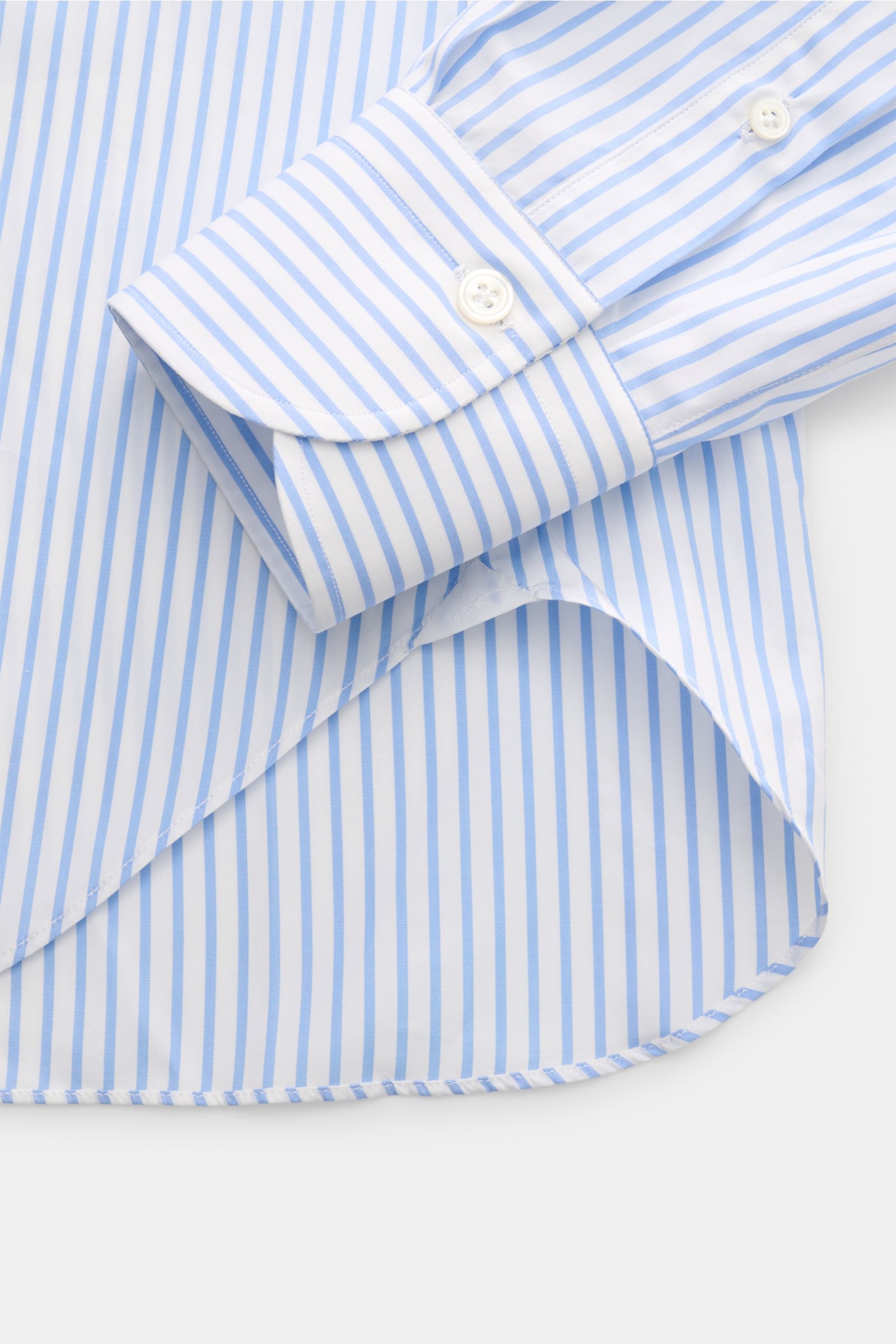 Close-up front view of the Finamore Business shirt 'Sergio Napoli' shark collar light blue/white striped, showing pure cotton popeline fabric with smooth feel, regular fit, extra-long sleeves, shark collar, French button placket, classic barrel cuffs, and