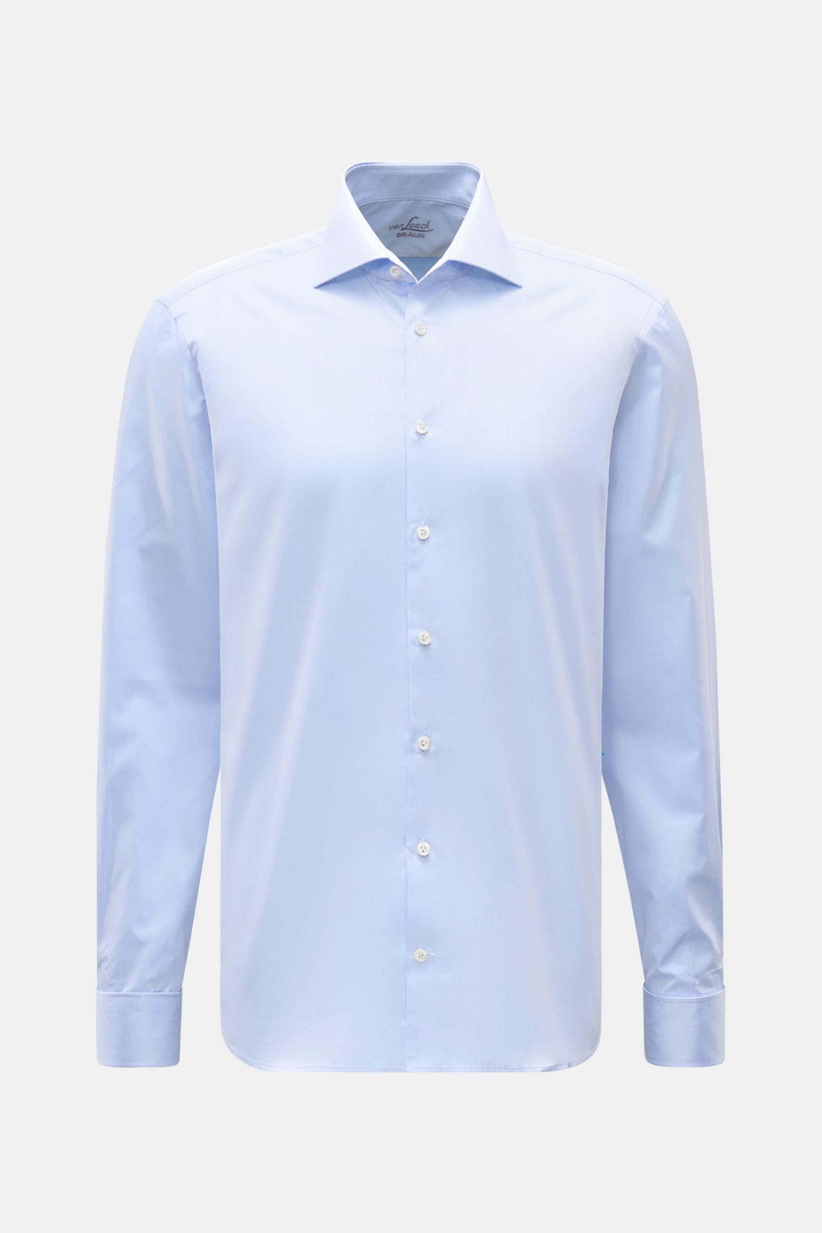 van Laack Business Hemd 'Rivara Slim Fit' Haifisch-Kragen hellblau, frontale Ansicht, Twill Baumwolle, weicher Griff, Slim Fit, französische Knopfleiste, elegante Umschlagmanschette, extralange Ärmel, rückwärtige Taillenabnäher, leicht gerundeter Saumverl