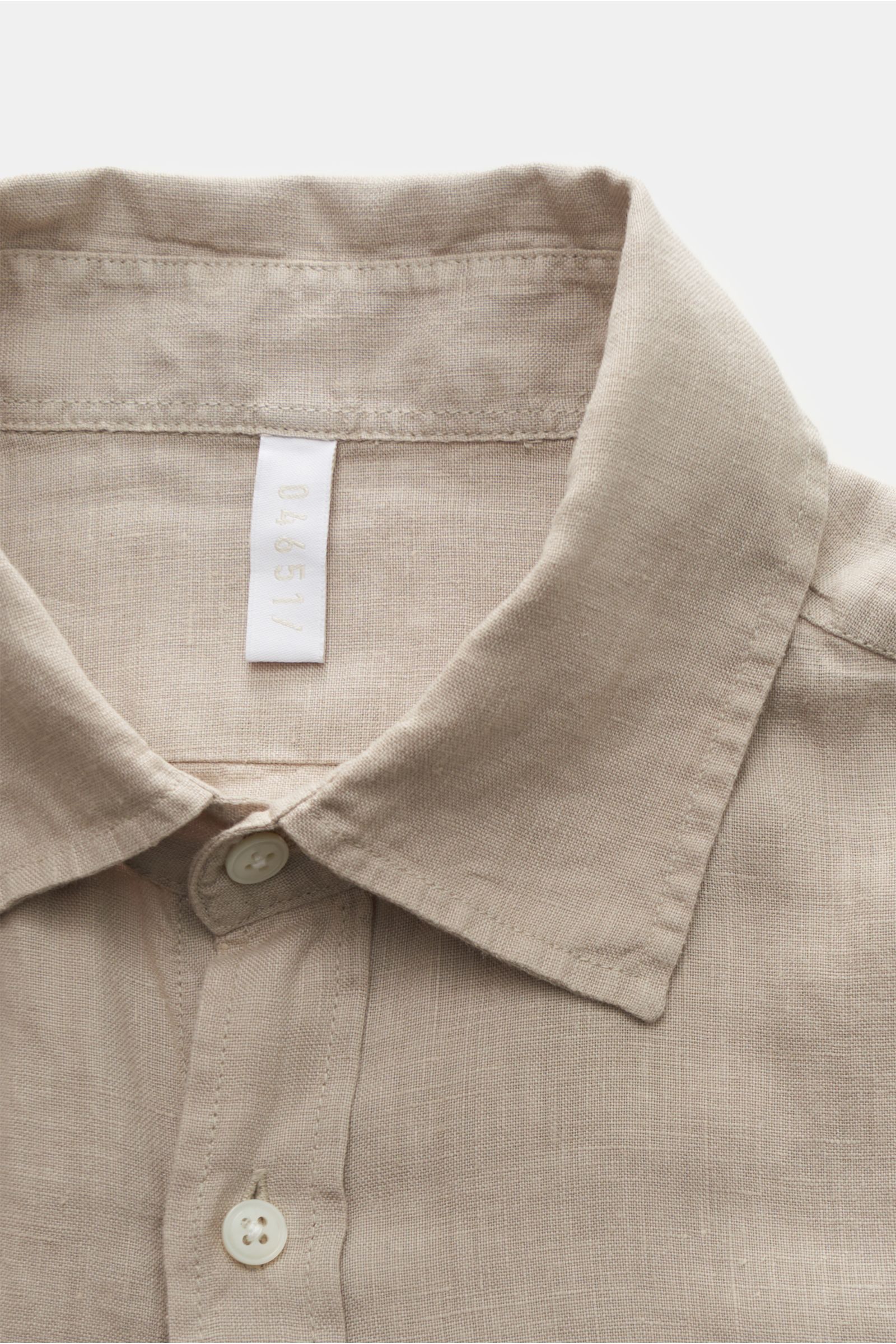 04651/ A trip in a bag Leinenhemd Kent-Kragen sand