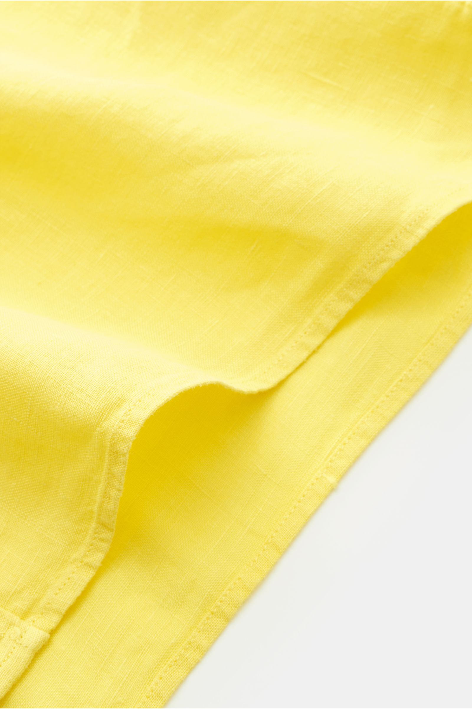 04651/ A trip in a bag Leinenhemd 'Linen Guru' Grandad-Kragen gelb