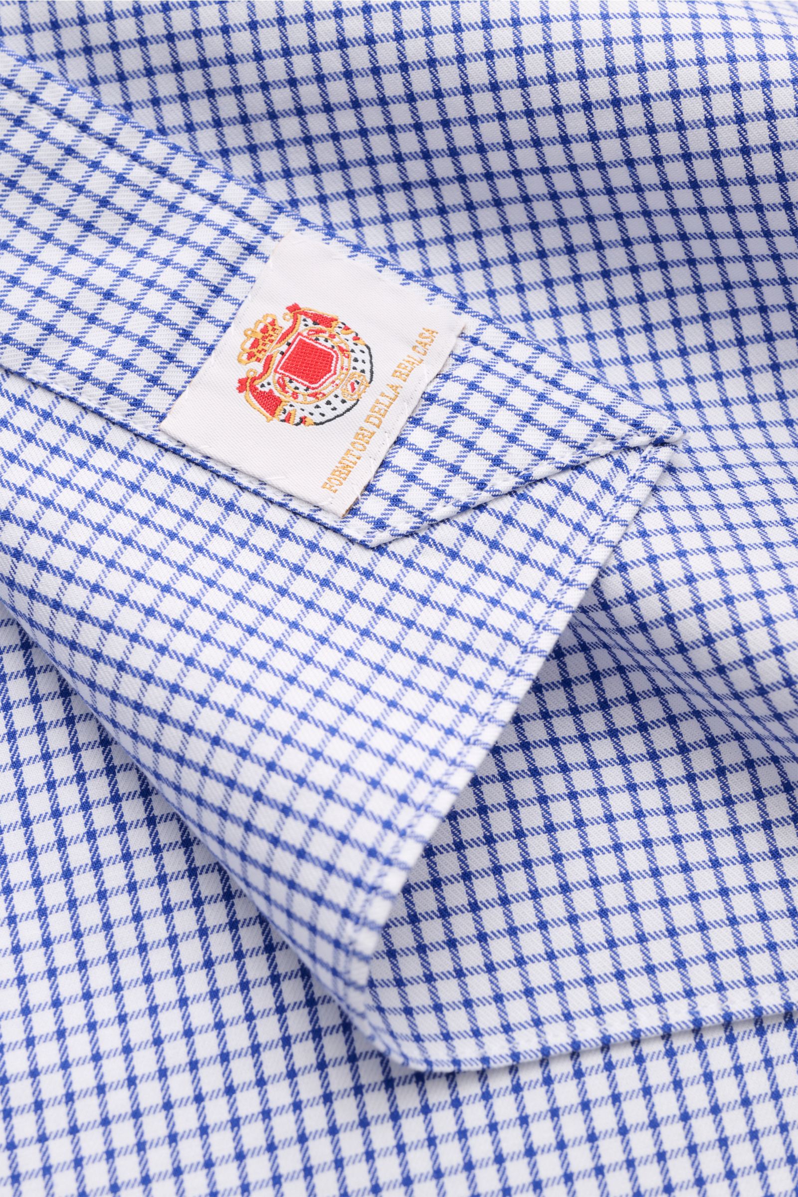 Borrelli Casual Hemd 'Gable' Button-Down-Kragen navy/weiß kariert, Detailaufnahme Manschette, reine Baumwolle, weicher Griff, feiner Twill, Slim Fit.