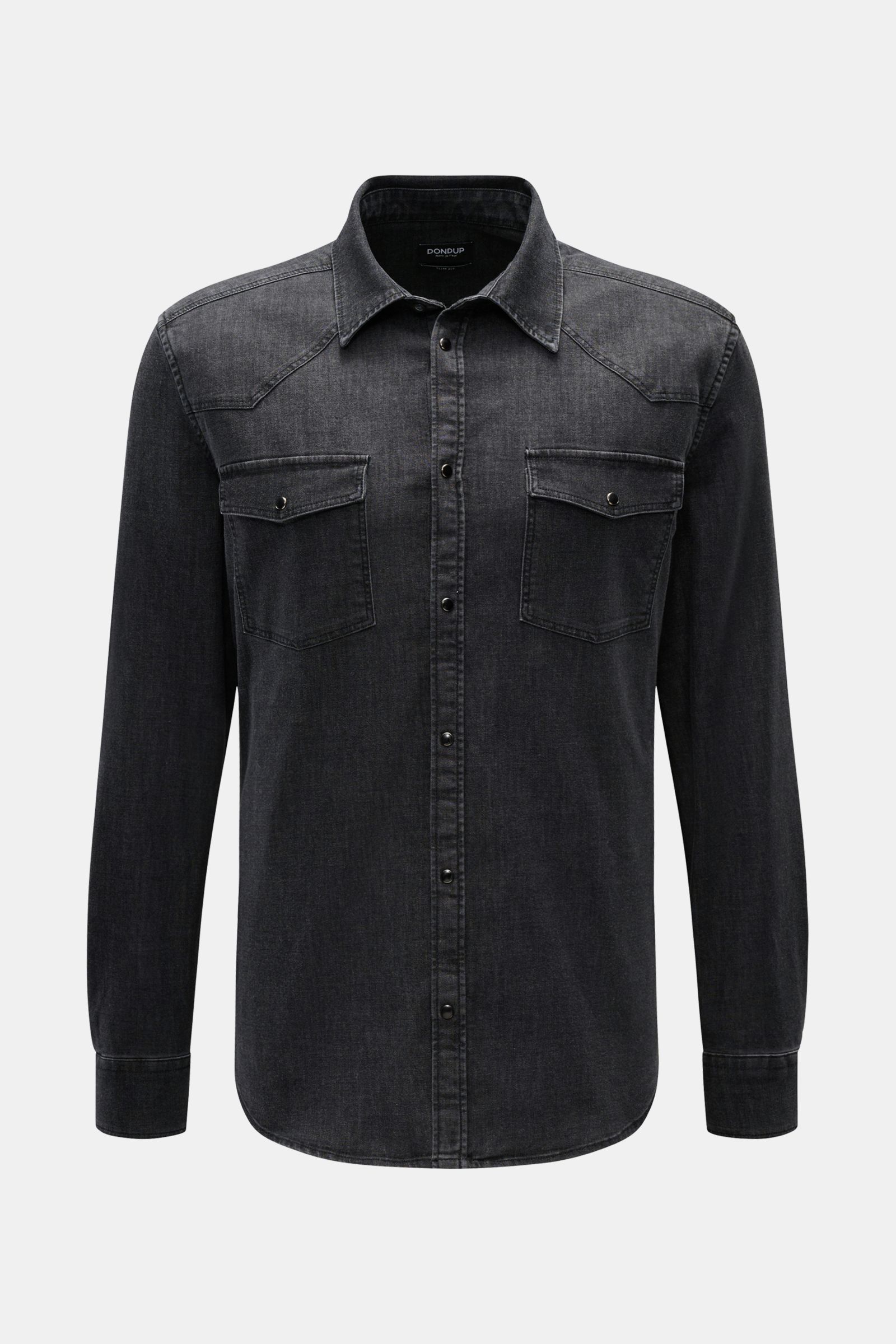 Front view of Dondup Jeanshemd 'Camicia' Kent-Kragen dunkelgrau, a slim fit dark grey denim shirt with Kent collar, soft cotton blend, Western-style yoke, flap chest pockets, snap button placket, classic sport cuffs, back waist darts, and slightly rounded