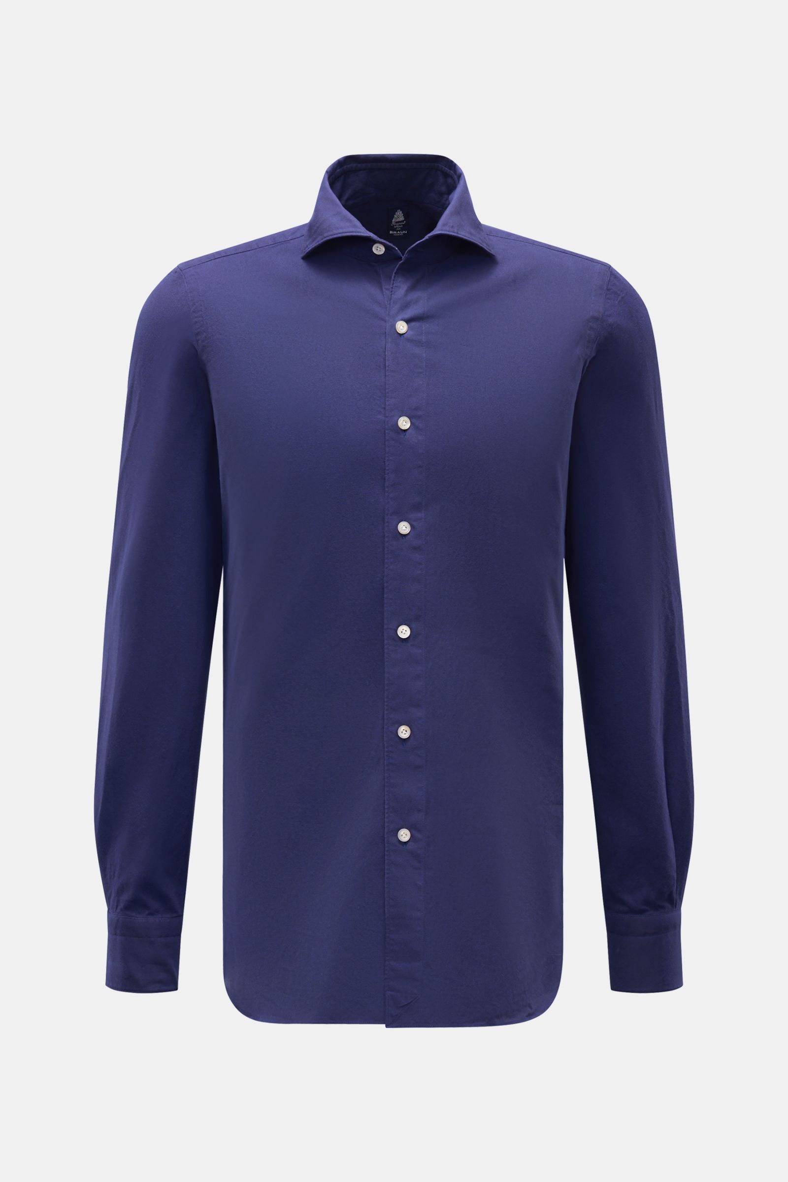 Front view of Finamore Flanellhemd 'Edoardo Gaeta' Haifisch-Kragen navy shirt, flannel cotton, soft feel, regular fit, extra-long sleeves, shark collar, French placket, classic sport cuffs, rounded hem.