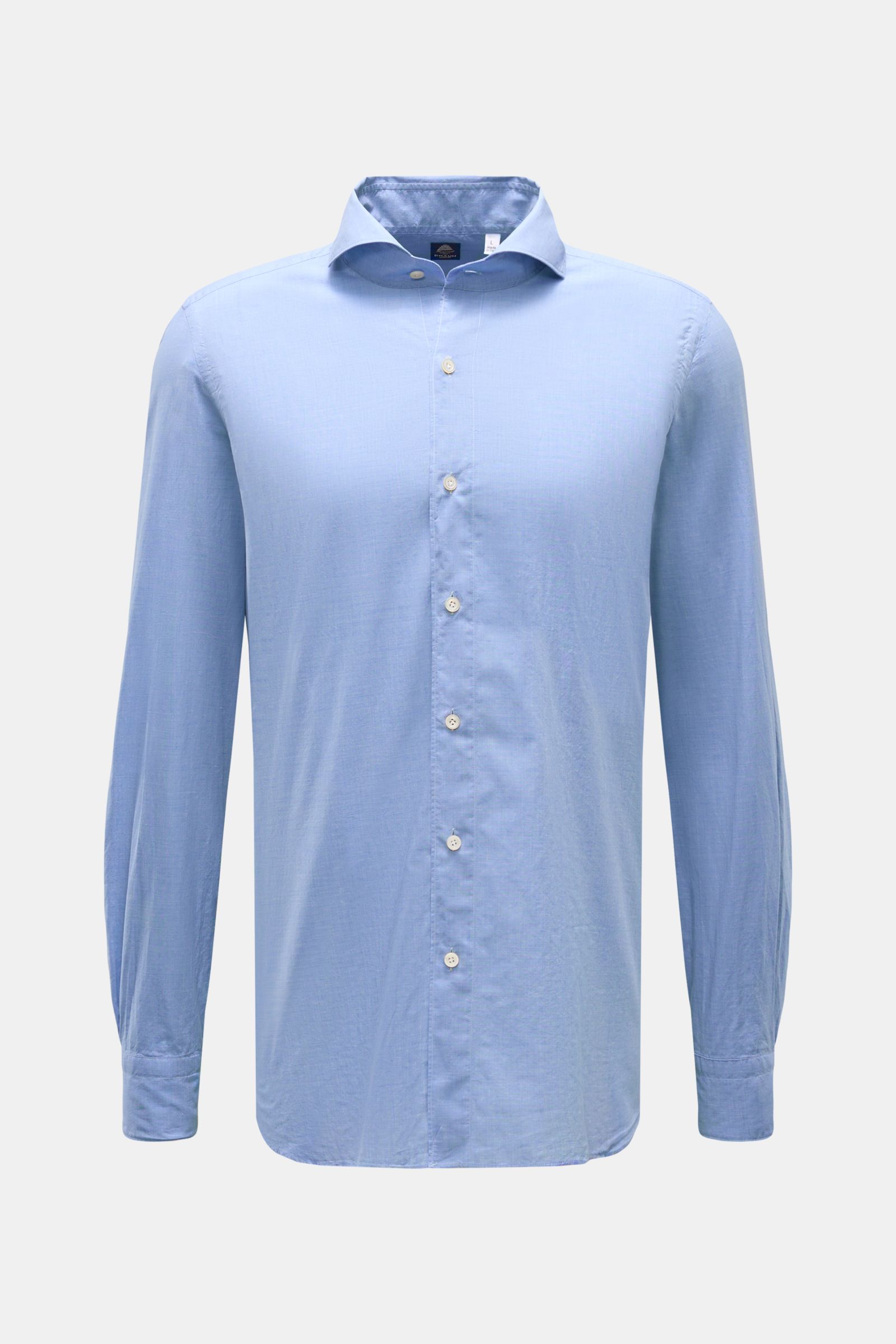 Front view of Finamore Casual Hemd 'Sergio Gaeta' Haifisch-Kragen blau meliert, a timeless classic shirt with soft pure cotton canvas weave, regular fit, shark collar, French placket, classic sport cuffs, and rounded hem.

Zeitloser Klassiker: Das Hemd