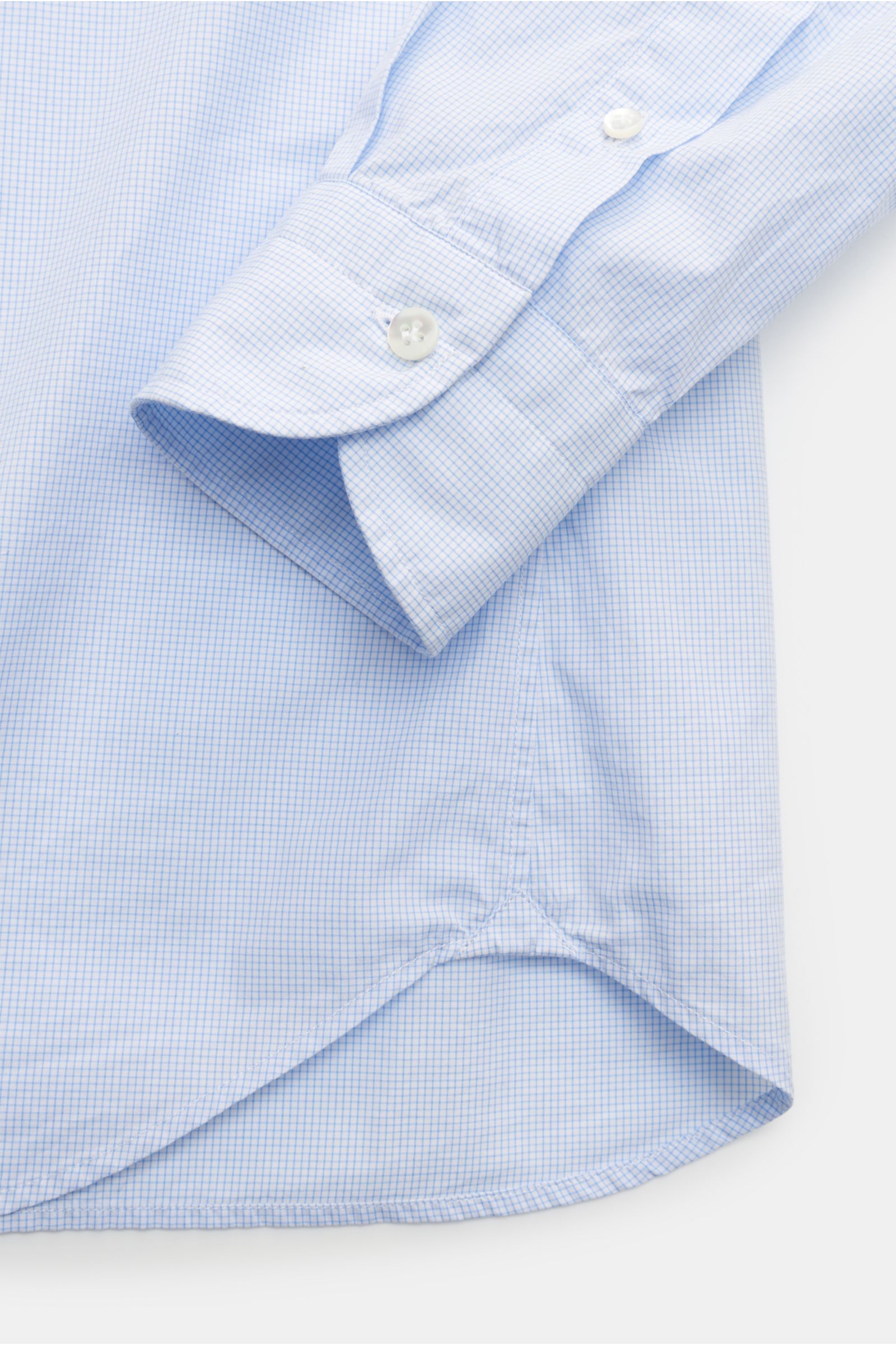 Guglielminotti Casual Hemd Haifisch-Kragen blau/weiß kariert, Detailansicht von Ärmel und Saum, reine Baumwolle, Slim Fit, Perlmuttknöpfe.