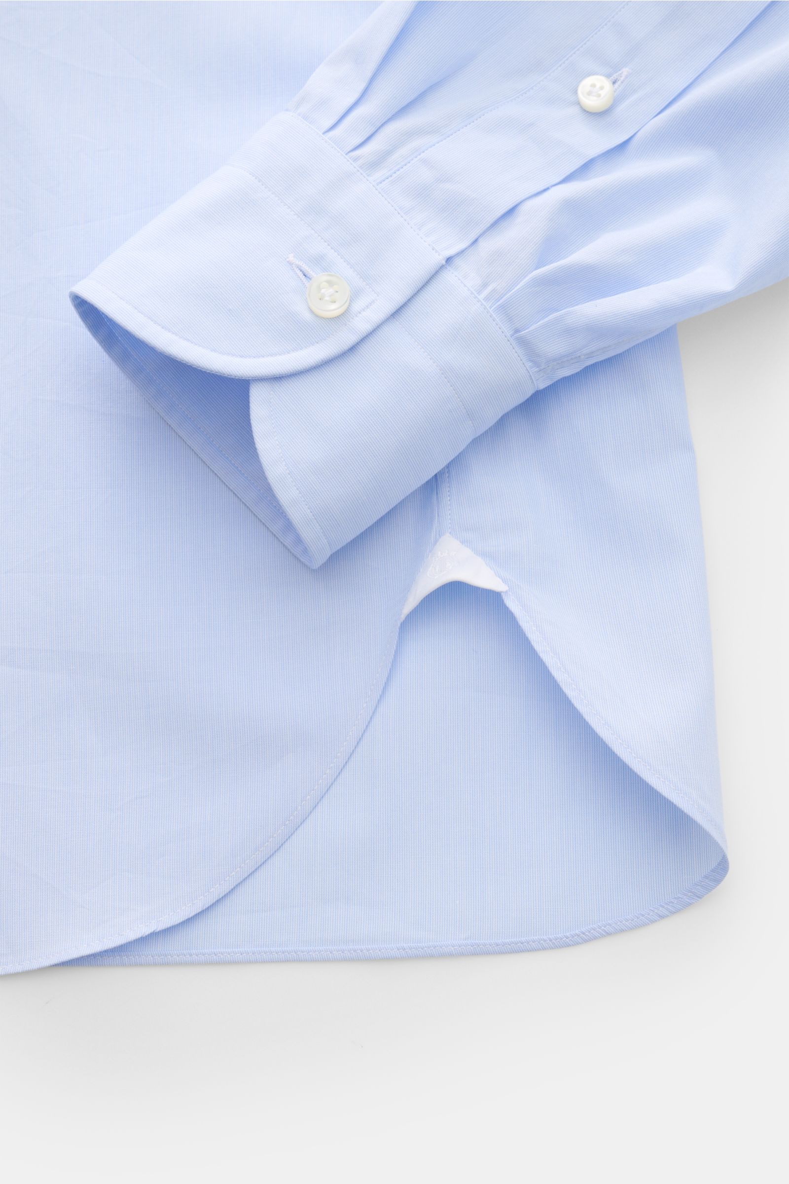 Giampaolo Casual Hemd Haifisch-Kragen hellblau, Detailansicht Manschette und gerundeter Saum, Pinpoint Baumwolle, Slim Fit, Büro- und Dinner-Basic.