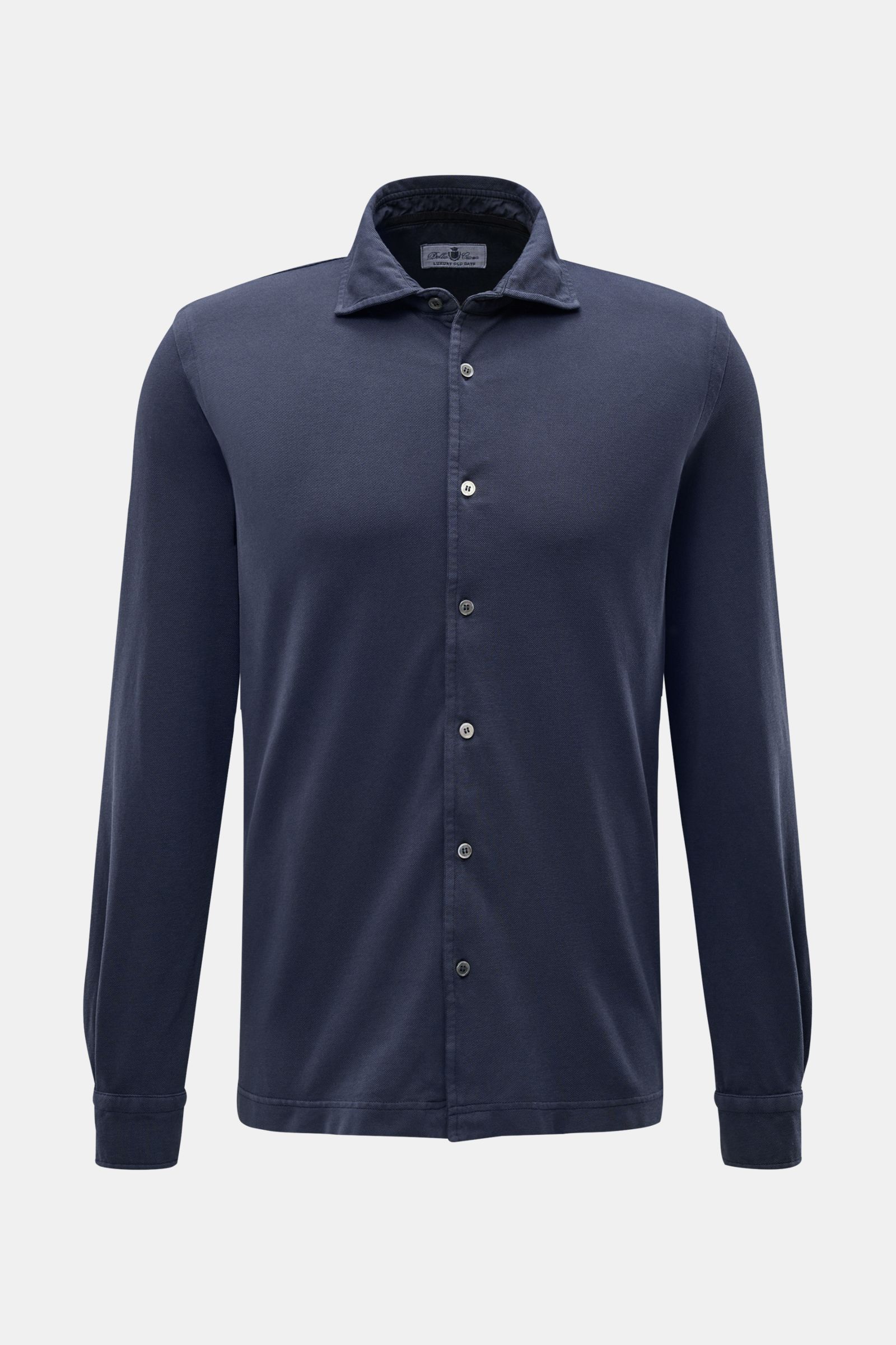 Della Ciana Piqué-Hemd Haifisch-Kragen dunkelblau, frontale Nahaufnahme, Baumwoll-Piqué, Regular Fit, garment dyed, Vintage-Design.