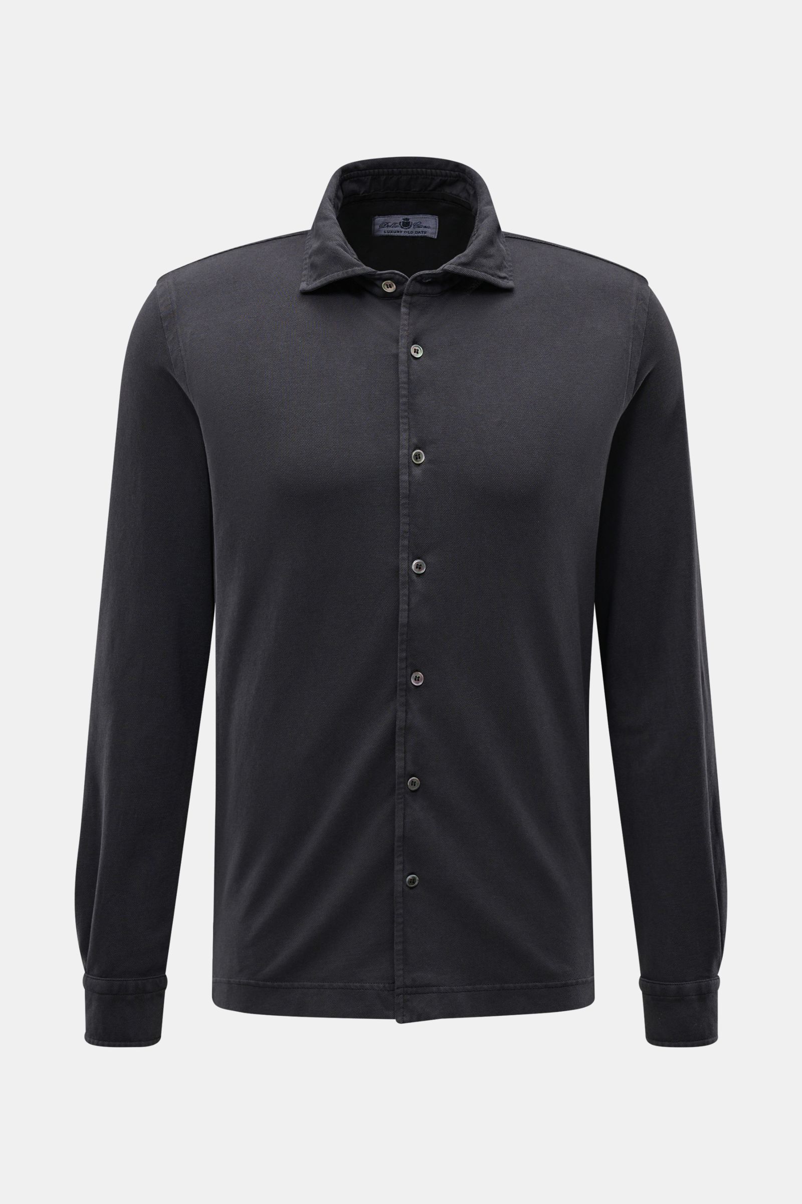 Frontal fotografiertes Della Ciana Piqué-Hemd Haifisch-Kragen dunkelgrau, Baumwoll-Piqué, vintage Look, Regular Fit, sportliche Details.