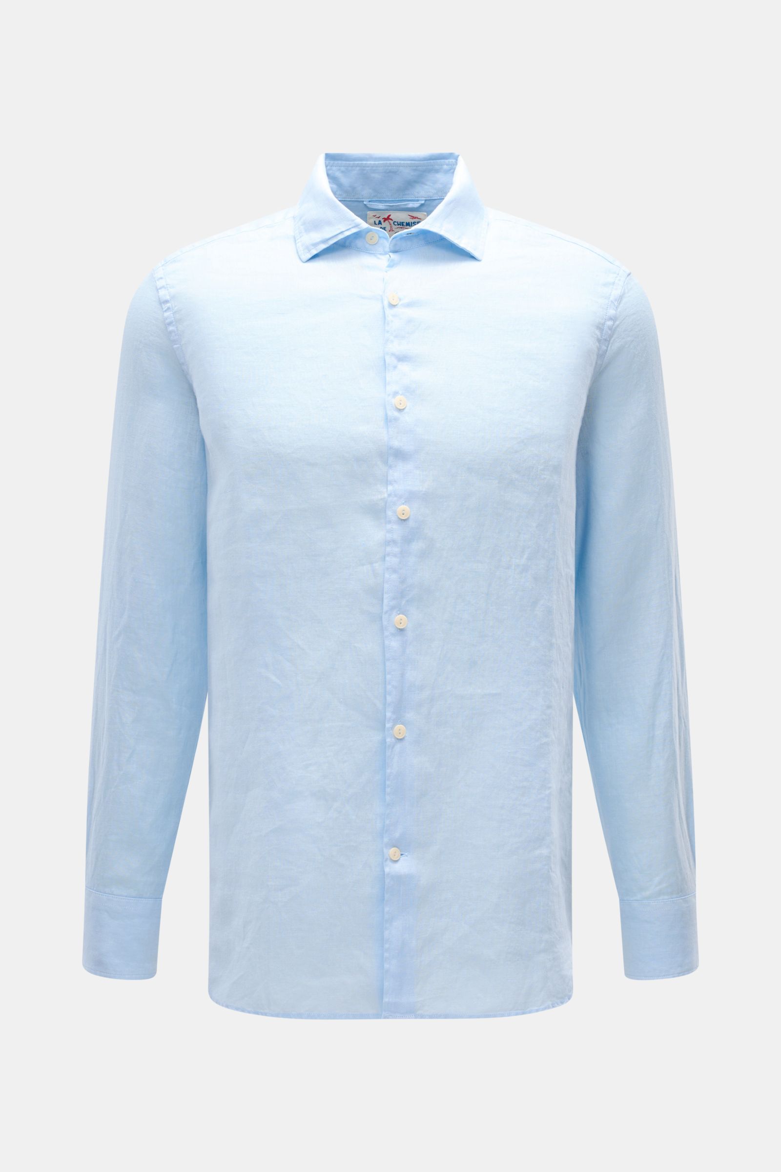 Front view of MC2 Saint Barth Linen shirt 'Pamplona' shark collar light blue, slim fit with French button placket and classic barrel cuffs.

With this airy, lightweight shirt in pure linen, MC2 SAINT BARTH brings us a perfect piece for casual summer lo