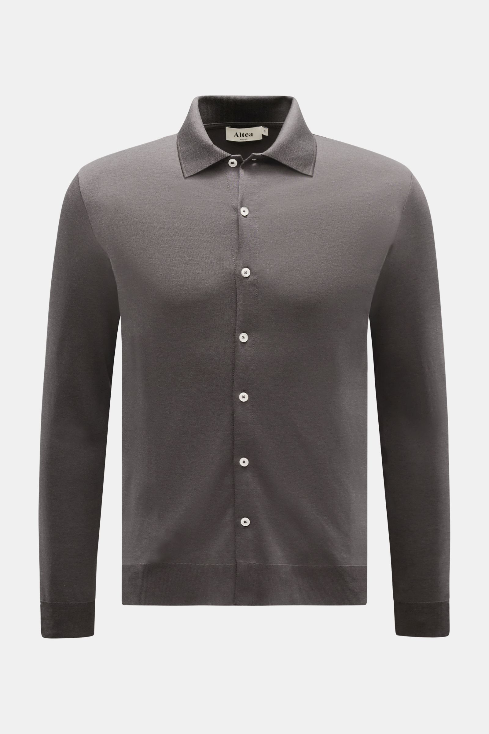Front view of Altea Jersey shirt 'Julius' polo shirt collar dark brown, slim fit with full-length button placket, soft lyocell-cotton blend.

Description: If you can’t decide between a shirt and a polo shirt, choose the model 'Julius' from ALTEA which 