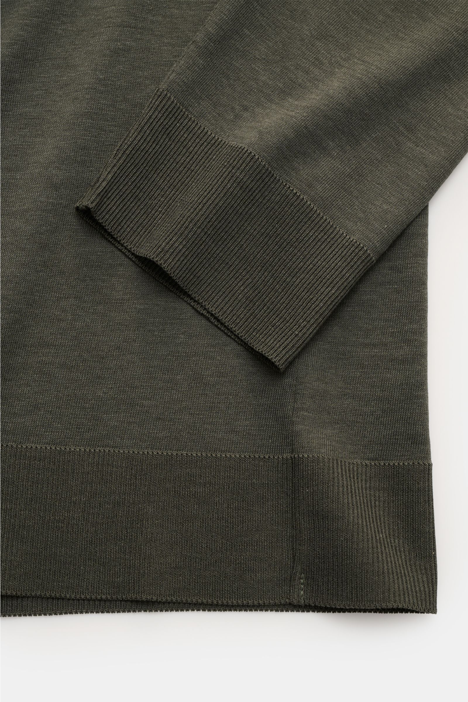 Altea Jersey shirt 'Julius' polo shirt collar dark olive shown from a close-up side view, highlighting ribbed cuffs and hem, straight hem, classic barrel cuffs, smooth button placket, slim fit, and very fine soft lyocell and cotton blend fabric with a sof