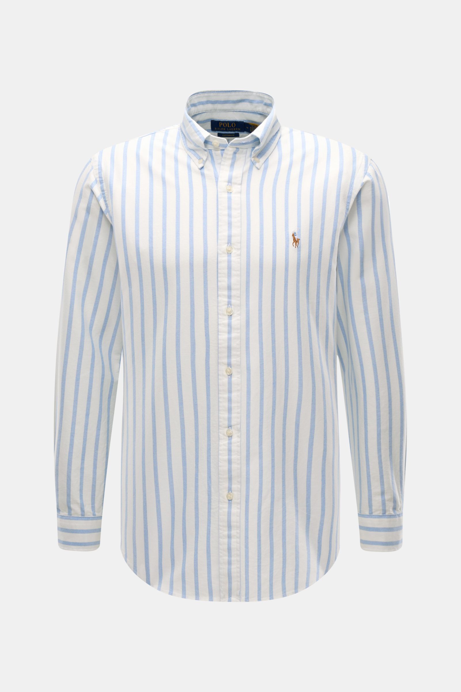 Front view of Polo Ralph Lauren Casual Hemd Button-Down-Kragen blau/weiß gestreift, slim-fit cotton shirt with button-down collar and logo embroidery.

Stilvoll durch den Sommer: Das Slim-Fit-Hemd von POLO RALPH LAUREN ergänzt Ihre Garderobe mit feiner