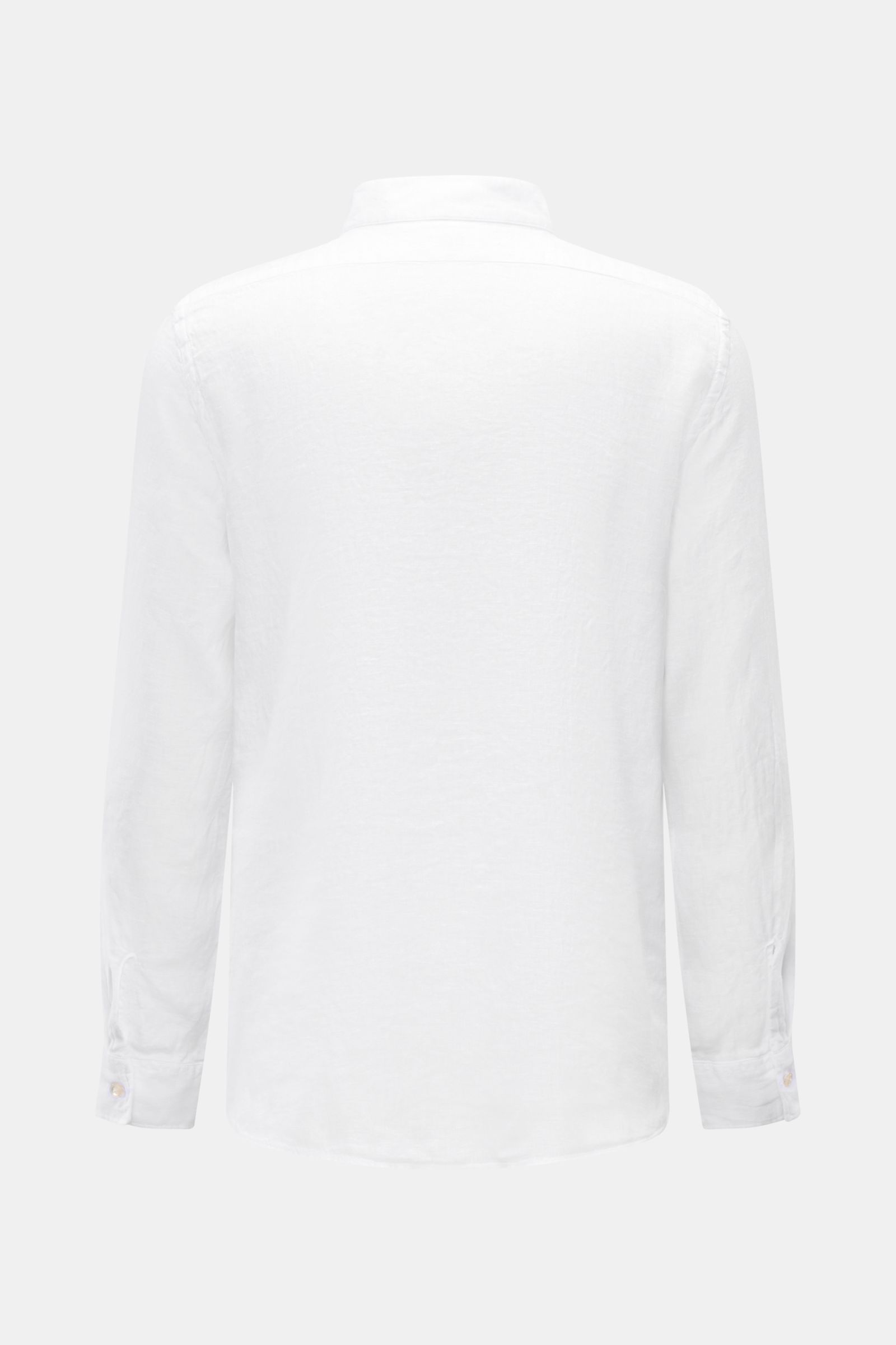 Rear view of 04651/ A trip in a bag Linen shirt 'Linen Guru' grandad collar white, pure linen, soft feel, regular fit, classic barrel cuffs, small welt pocket, woven label, rounded hem with short vents. Summer for your skin: The airy casual shirt 'Linen G