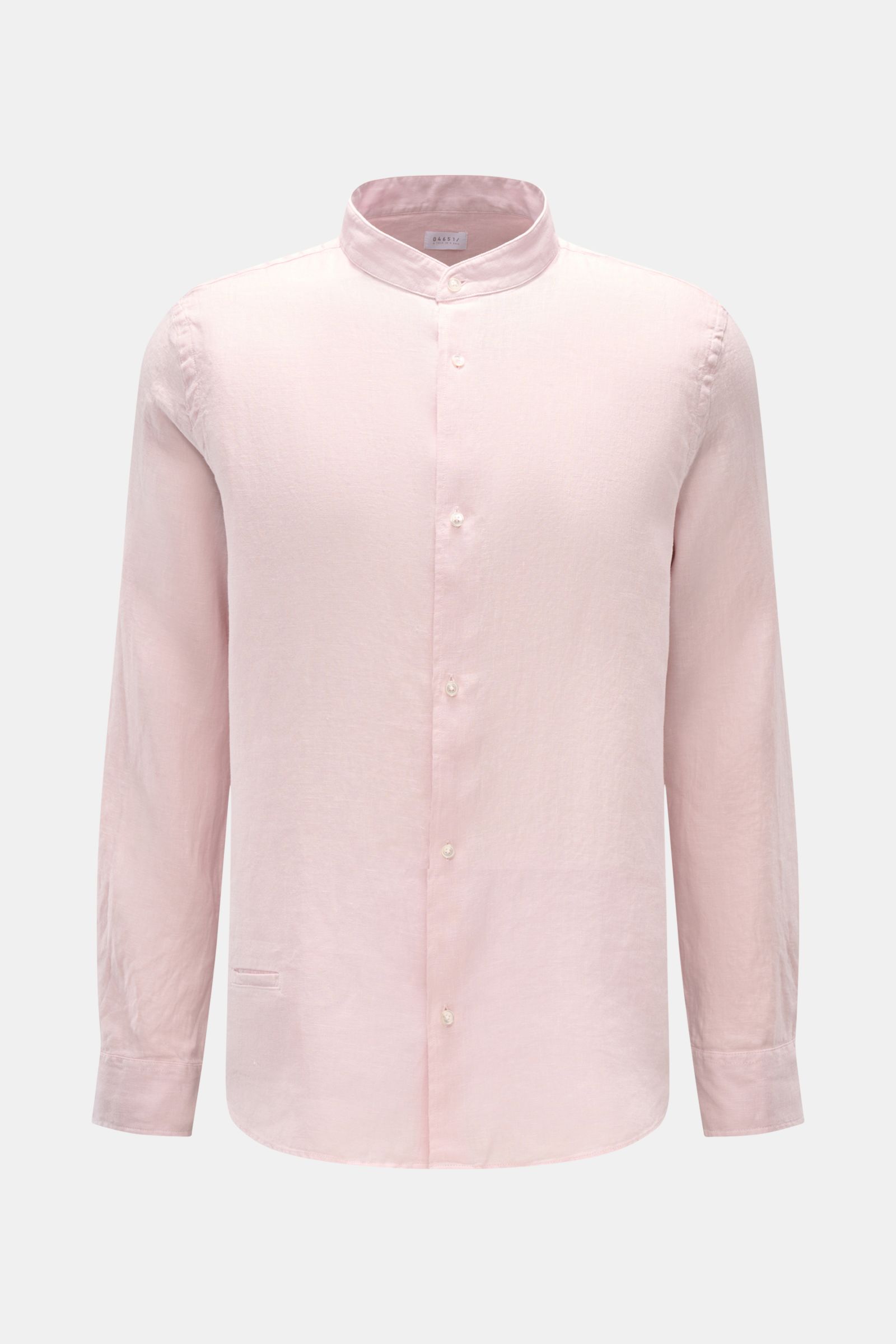 04651/ A trip in a bag Leinenhemd 'Linen Guru' Grandad-Kragen rosé, frontale Ansicht, reines Leinen, weicher Griff, Regular Fit, französische Knopfleiste, kleine Leistentasche, klassische Sportmanschette, leicht gerundeter Saum, kurze Saumschlitze.