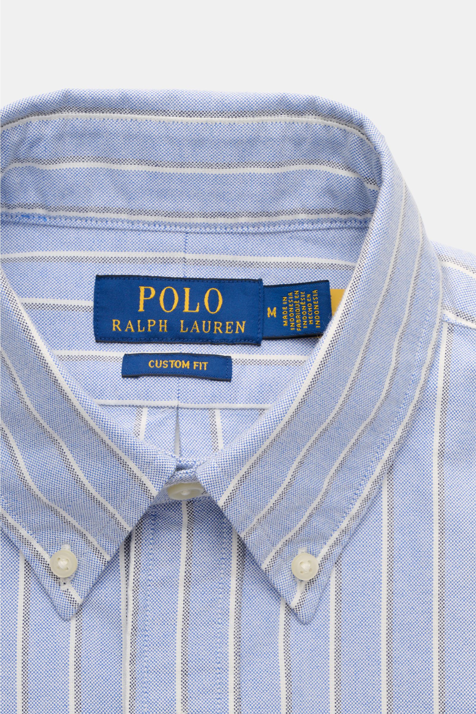 Polo Ralph Lauren Oxford-Hemd Button-Down-Kragen blau/dunkelgrau/weiß gestreift, Nahaufnahme von oben, Custom Fit, weiche Baumwolle, klassische Streifen.
