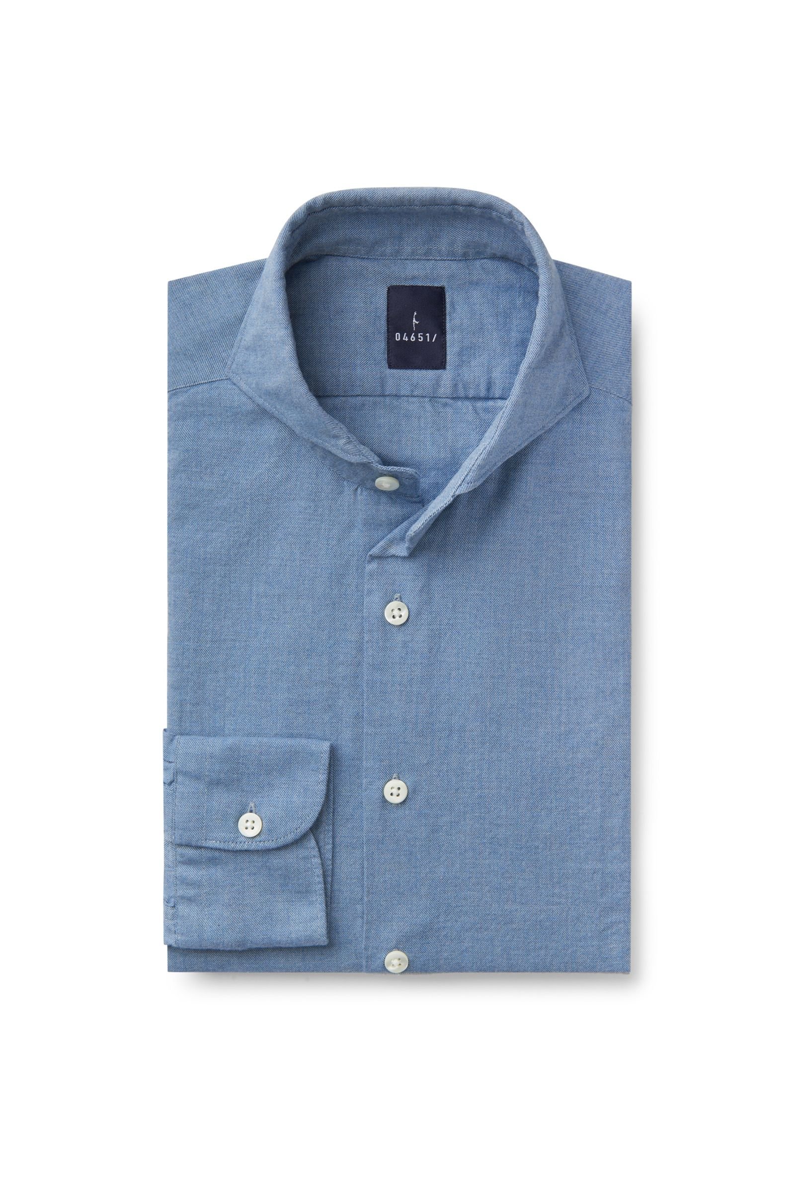 Casual shirt with a shark collar, smoky blue