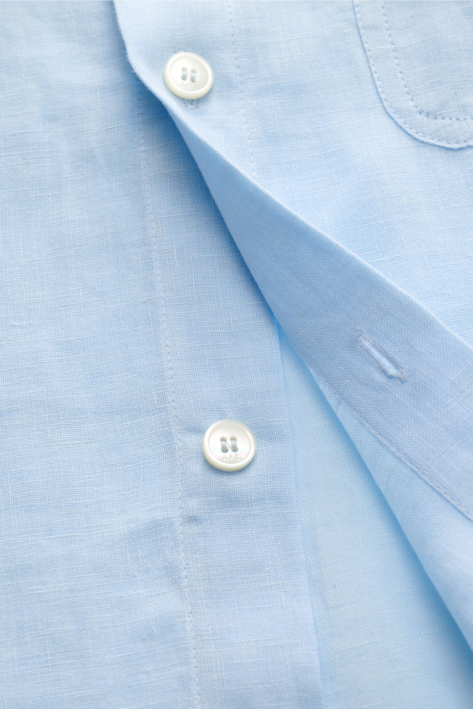 A.P.C. Linen short sleeve shirt 'Liaek' Kent collar light blue