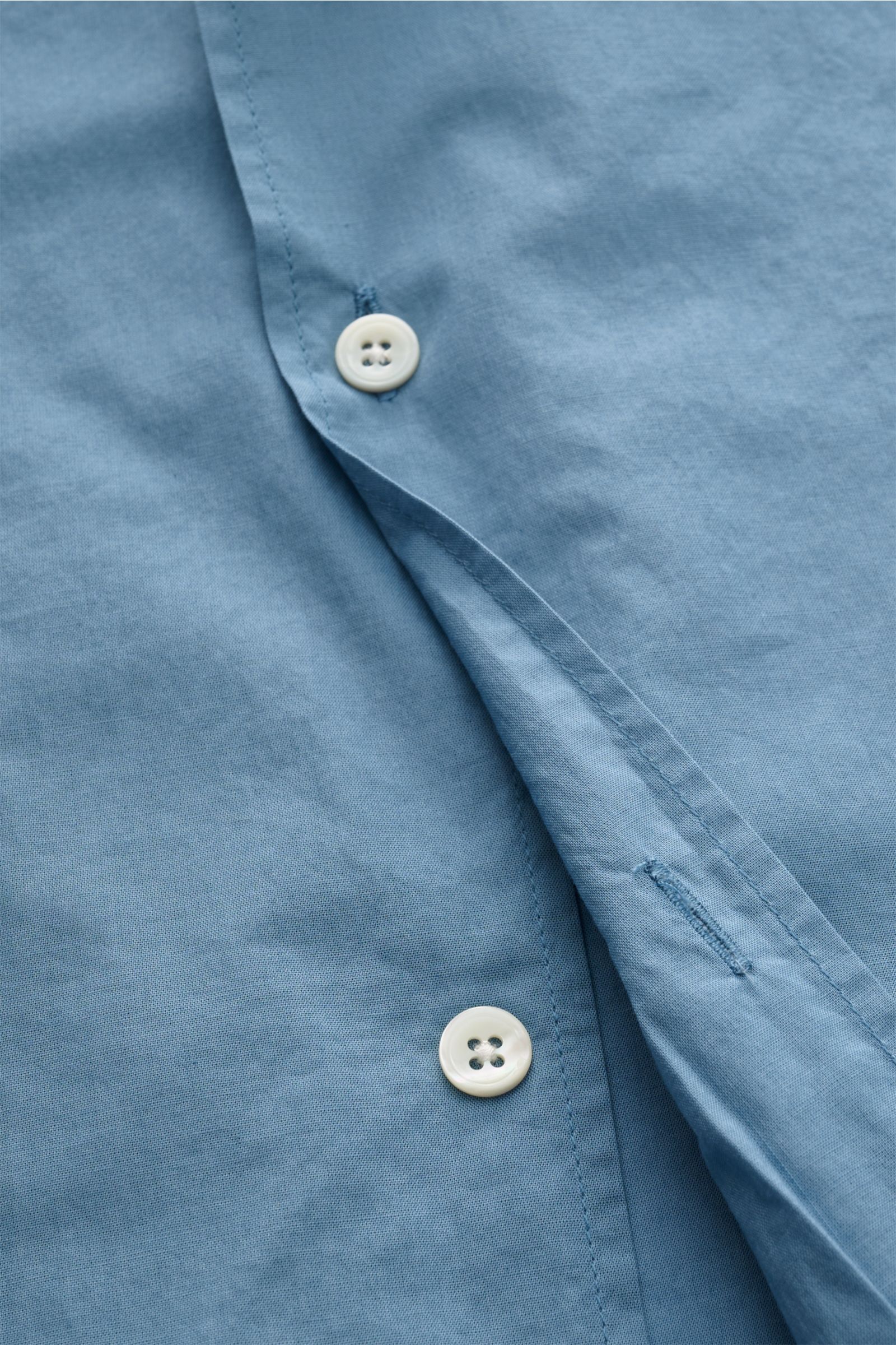 04651/ A trip in a bag Kurzarmhemd Kubanischer Kragen rauchblau