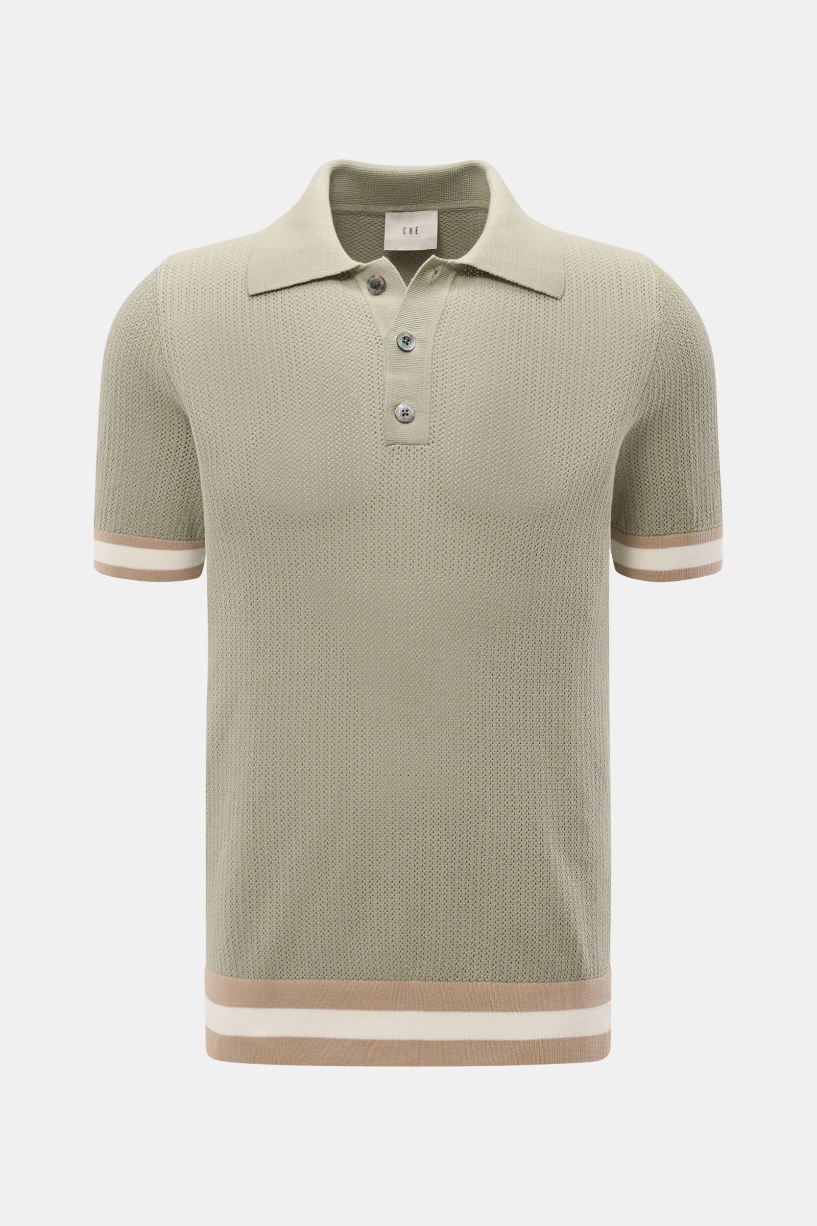 Ché Kurzarm-Strickpolo 'Quinn' salbei, frontale Nahaufnahme, luftiges, gestricktes Baumwollpolo mit gestreiften Rippbündchen, Regular Fit.