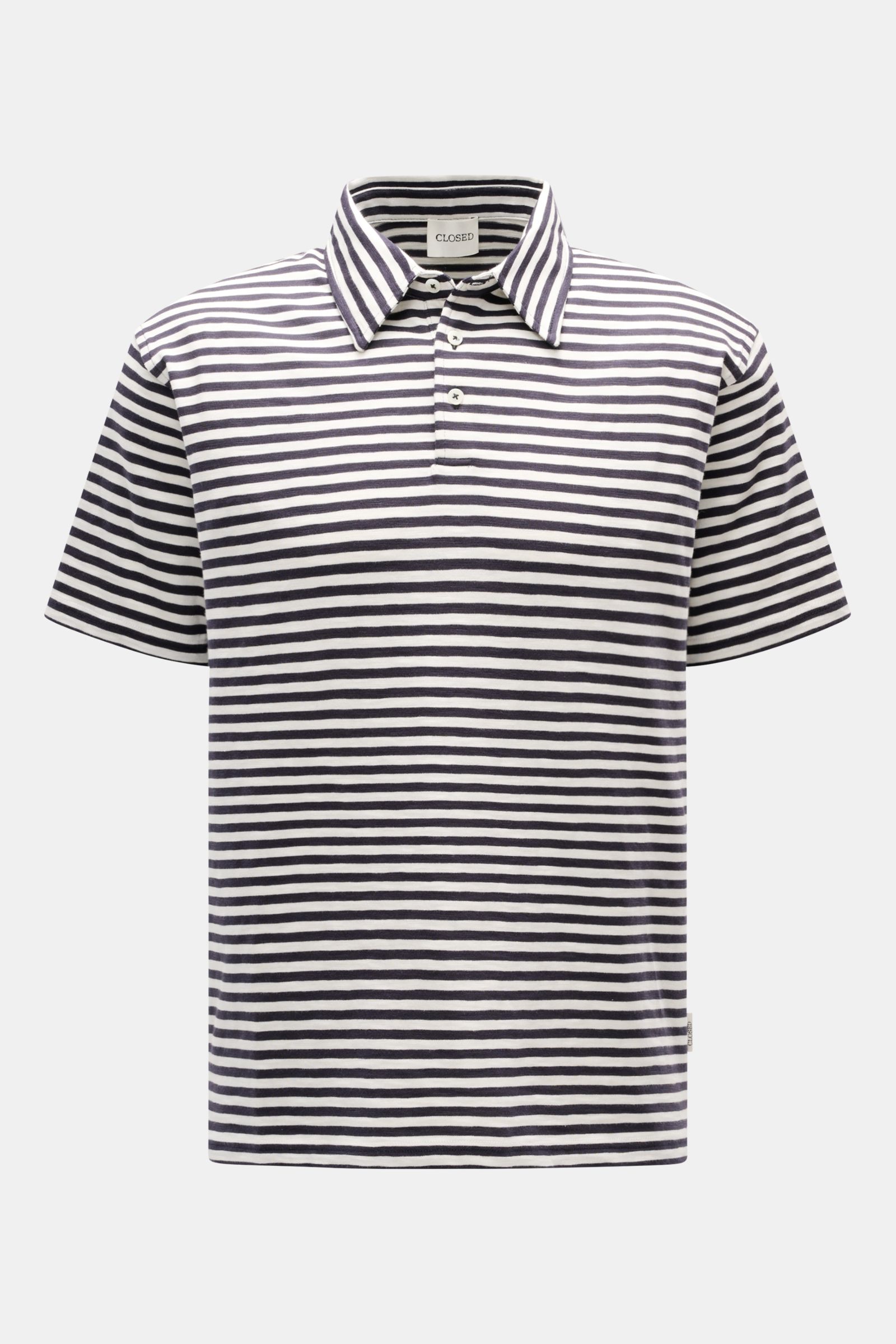 Front view of a Closed Short sleeve knit polo dark navy/cream striped, featuring a slim fit, signature collar, and three-button placket.

This CLOSED short sleeve knit polo is made from pure, soft cotton and is a sporty essential for the new season.