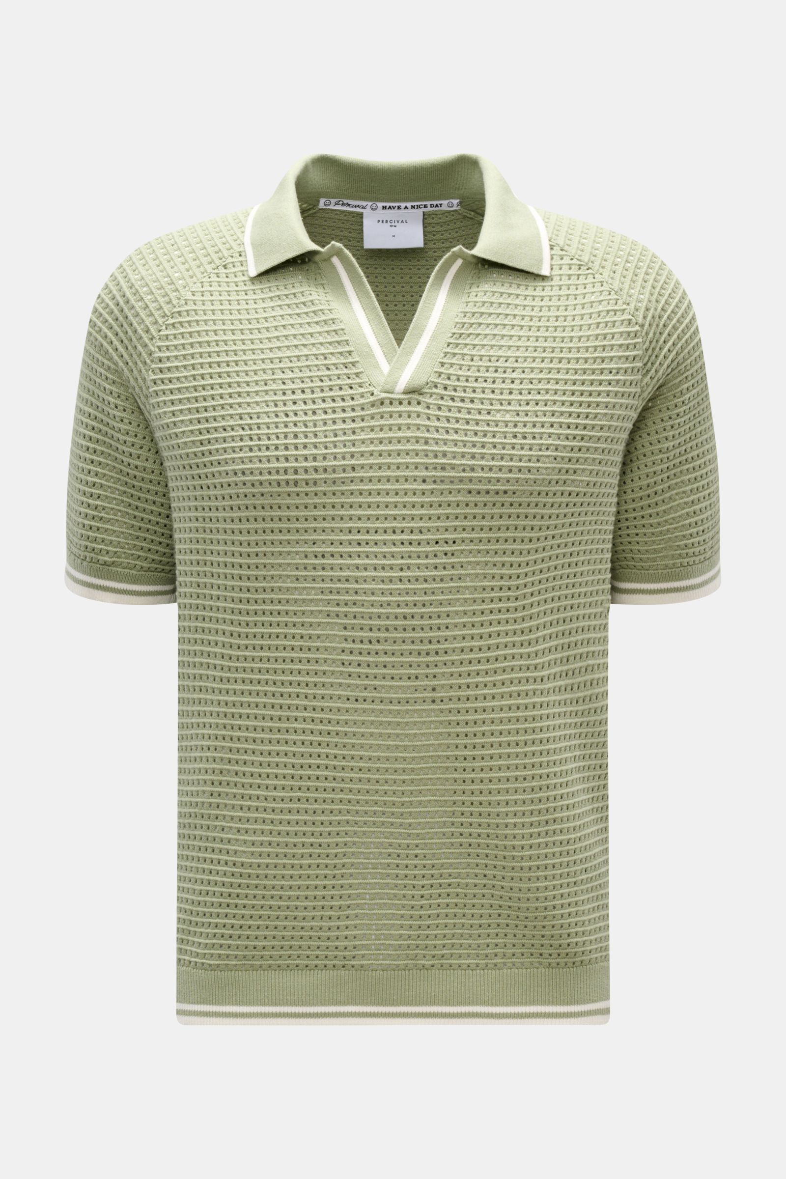 Percival Kurzarm-Strickpolo 'Casa Martini' salbei, frontal fotografiert, luftiges Baumwoll-Strickpolo, Slim Fit, Kontrastkanten, Polokragen, Rippbündchen.