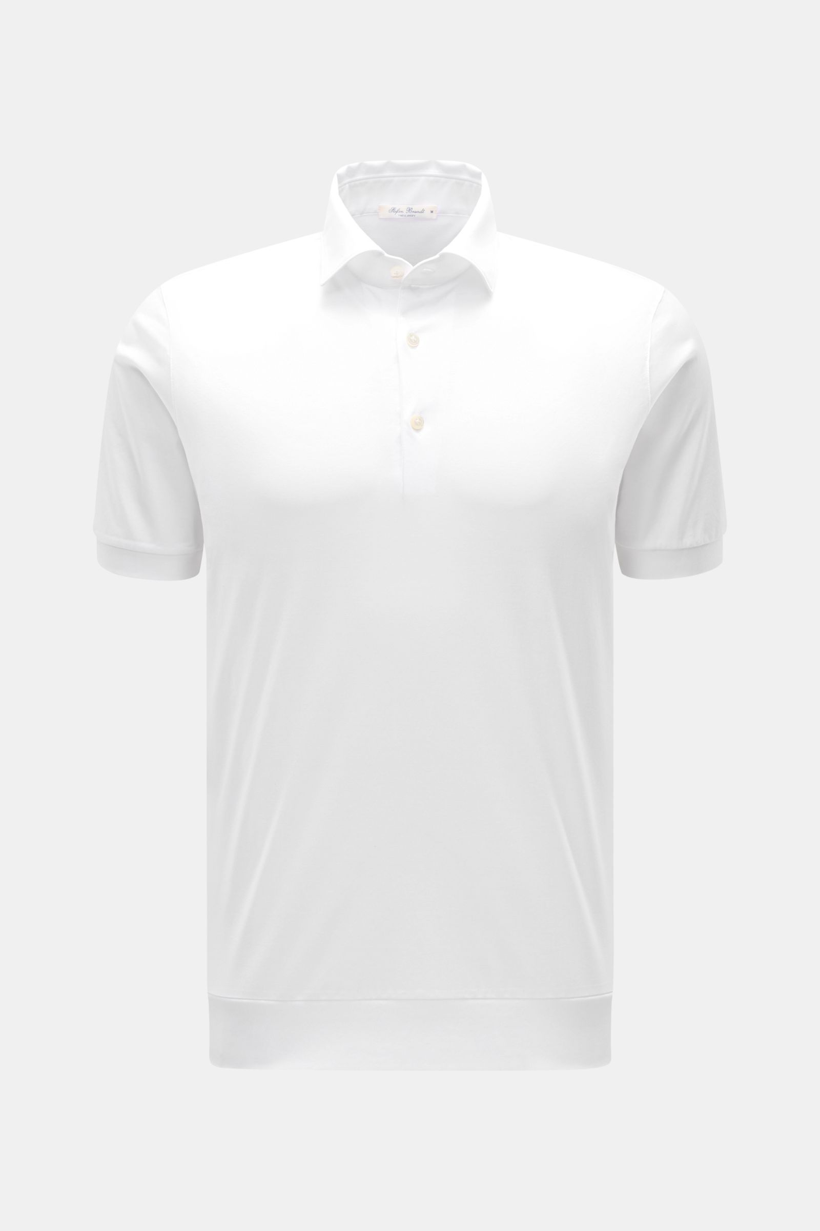 Front view of Stefan Brandt Jersey-Poloshirt 'Luca' weiß, a slim fit white polo shirt made of pure Pima cotton with a smooth, soft touch, featuring a tailored collar, three-button placket, and flexible hem cuffs. Feinster Komfort für jeden Tag: Das exklus