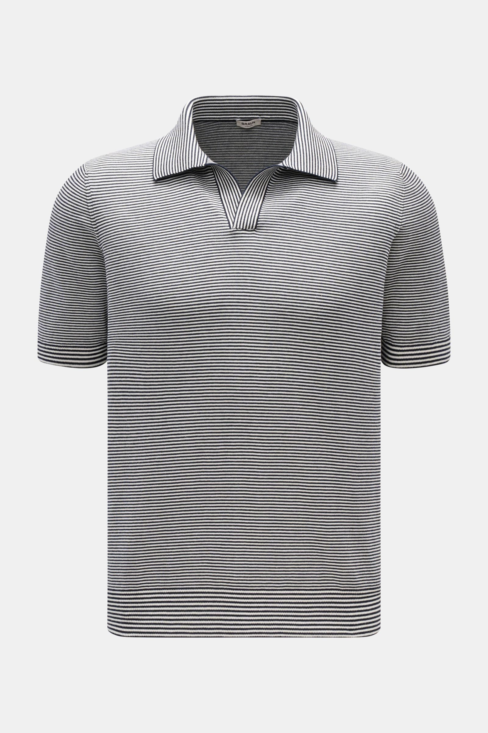 BRAUN Hamburg Short-sleeve knit polo navy/white striped shown from the front, featuring a fitted silhouette, open collar placket, and fine stripes.

Nautical style gets a modern interpretation: This BRAUN HAMBURG knit polo in pure cotton has a fitted s