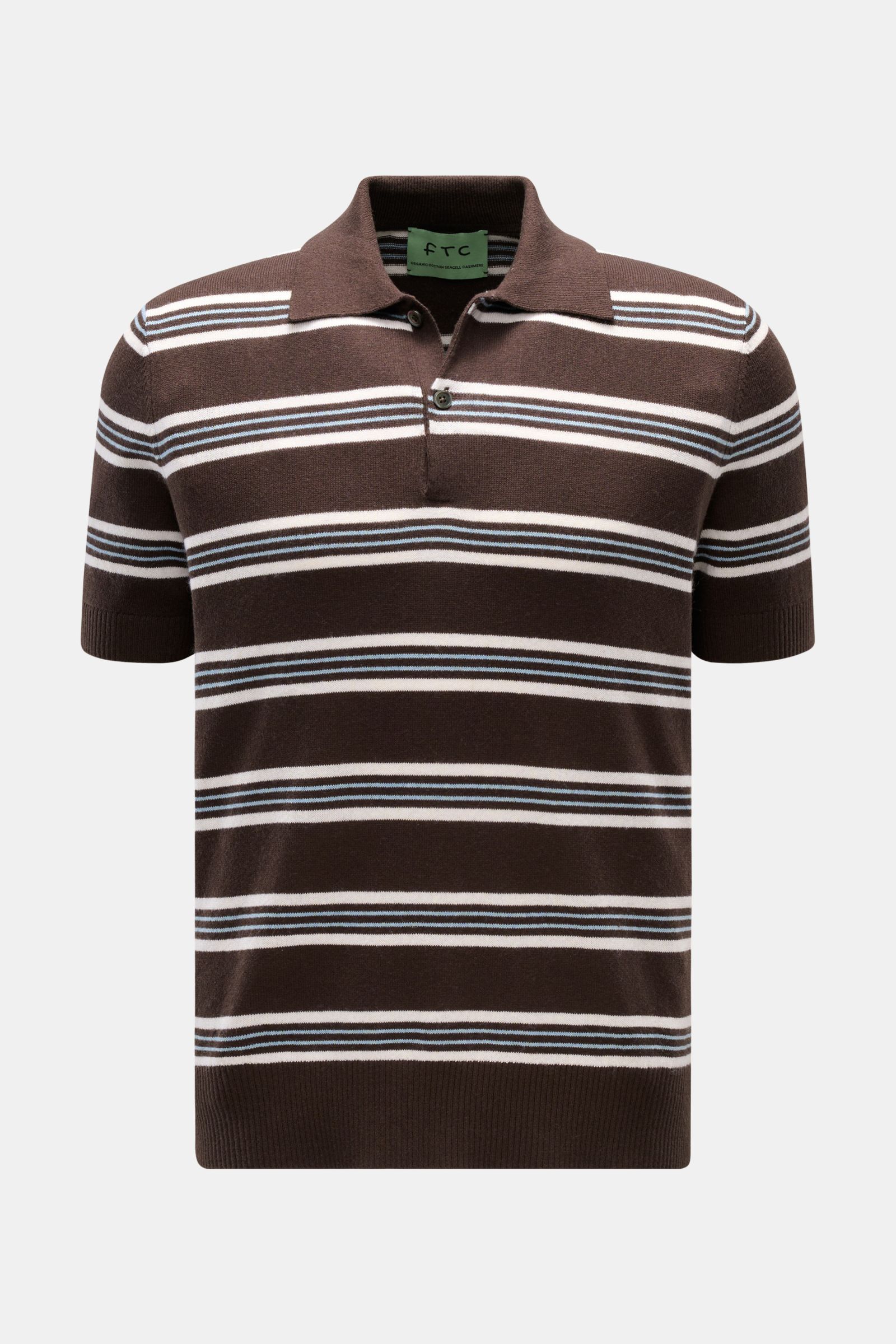 FTC Kurzarm-Strickpolo dunkelbraun/creme/hellblau gestreift, Slim Fit, zwei Knöpfe, Polokragen, weicher Mix aus Baumwolle, SeaCell, Cashmere, Frontansicht.