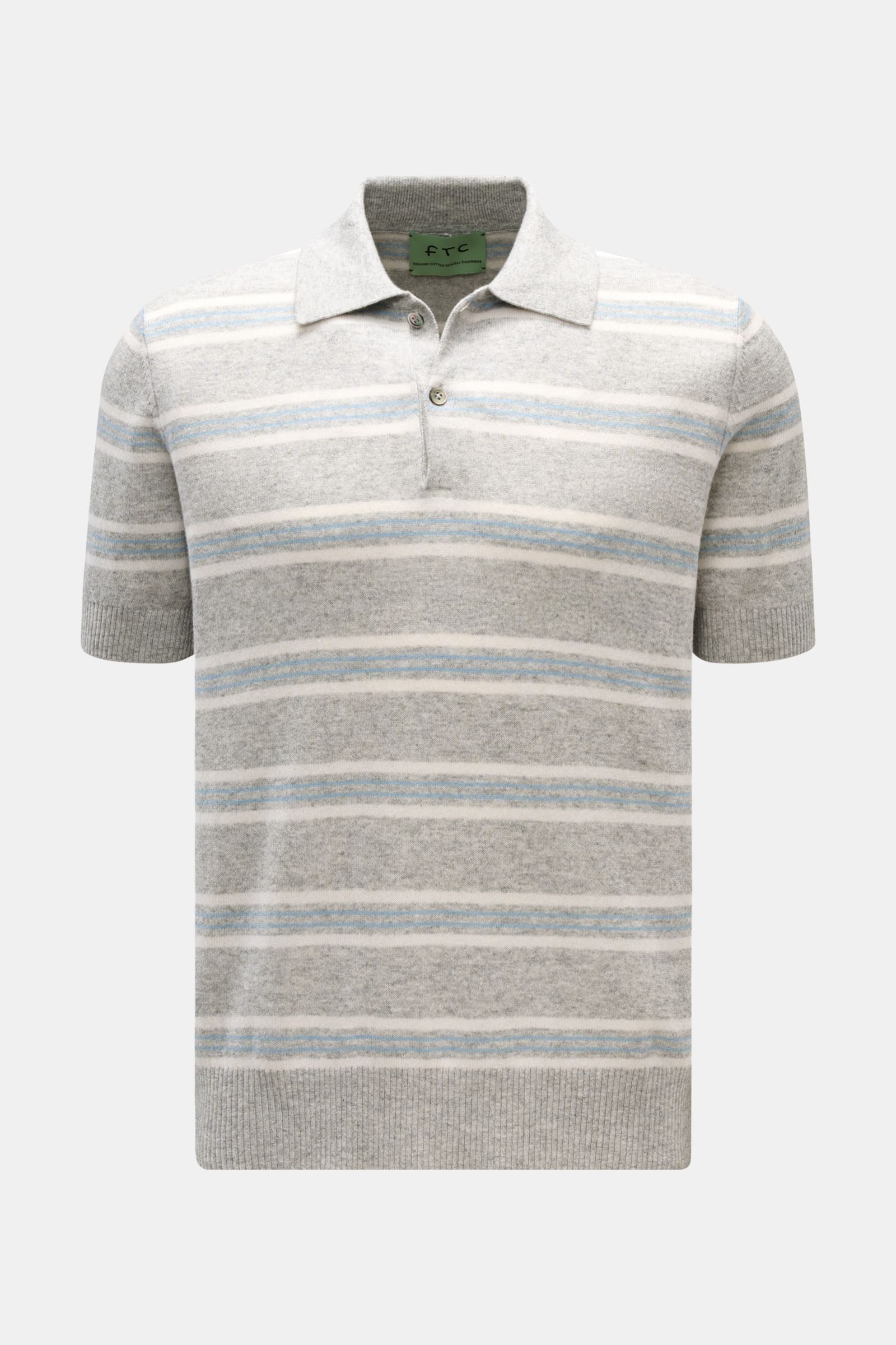 FTC Kurzarm-Strickpolo grau/hellblau/weiß gestreift, Slim Fit, aus Baumwolle, SeaCell, Cashmere, feines Strickbild, Polokragen, Frontansicht.