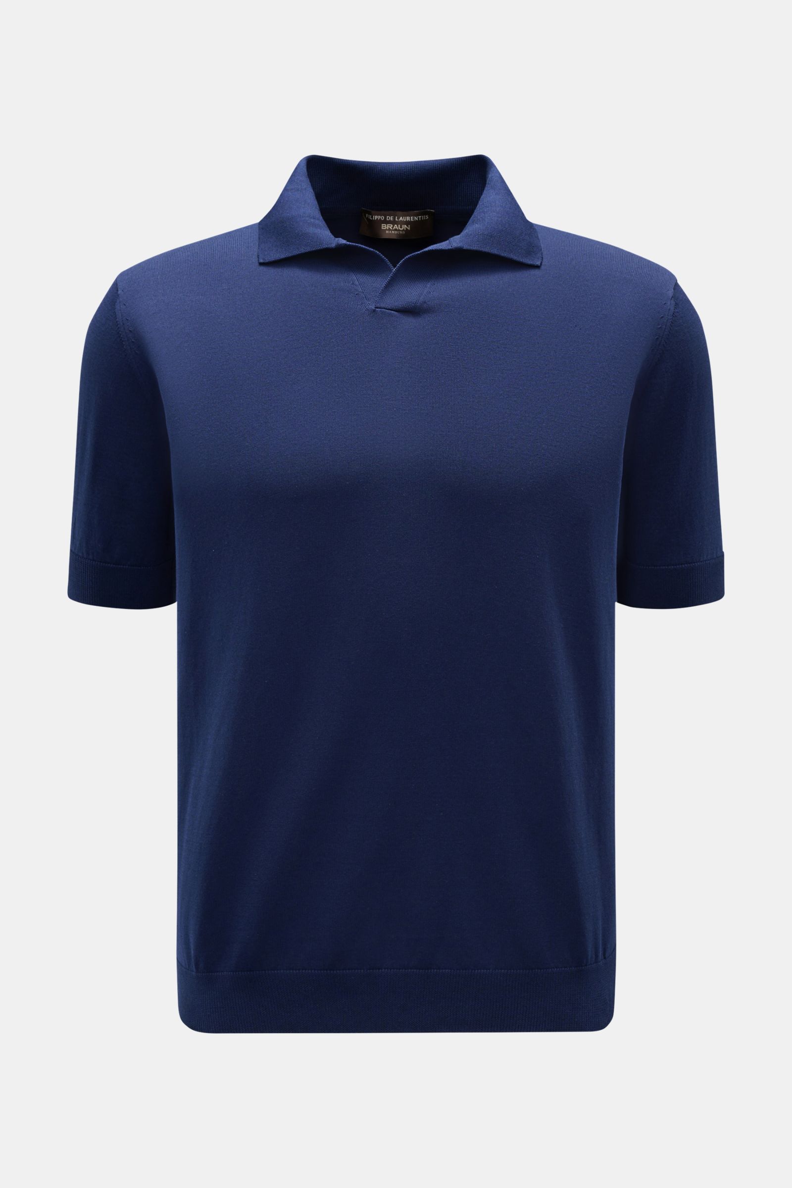 Front view of Filippo de Laurentiis Short sleeve knit polo dark blue, slim fit with signature collar and open collar placket.

Description: Summery elegance at its most relaxed: This short sleeve knit polo by FILIPPO DE LAURENTIIS is made of a fine cot