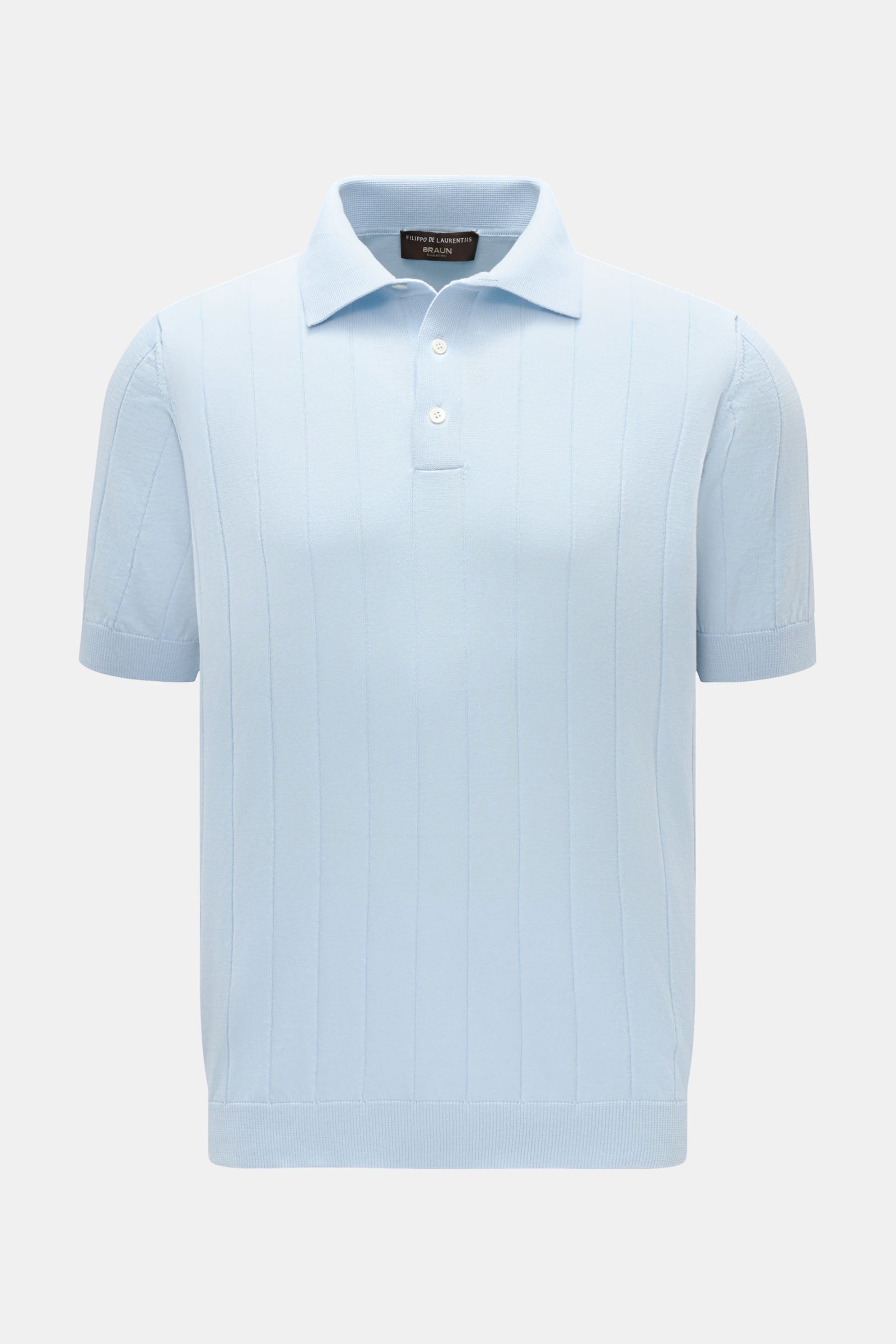 Filippo de Laurentiis Kurzarm-Strickpolo hellblau, frontale Nahaufnahme, reine Baumwolle, feiner Strick, Slim Fit, Polokragen, Drei-Knopf-Leiste, Rippbündchen.