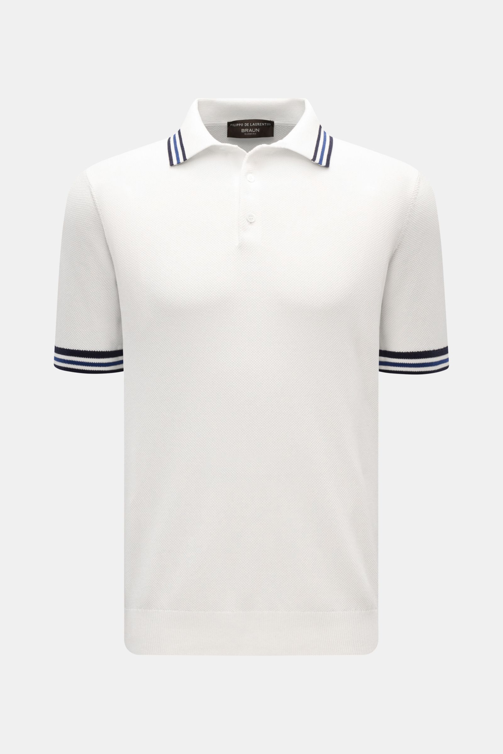 Front view of Filippo de Laurentiis Short sleeve knit polo shirt white in pure cotton with fine textured knit, slim fit, and contrasting ribbed bands on collar and sleeves. 

Subtle luxury from FILIPPO DE LAURENTIIS – this knit polo in pure cotton in a