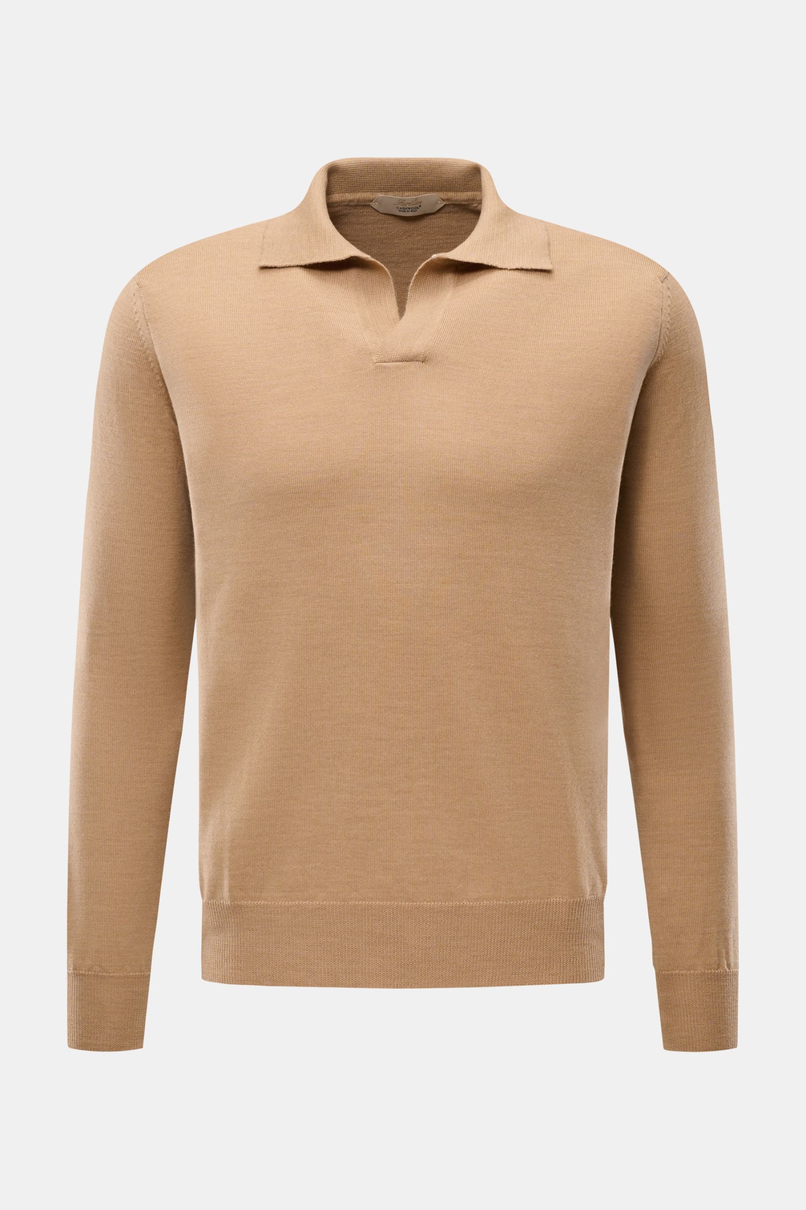 Front view of Aurélien Strickpolo 'Cashwool' sand, a slim fit knit polo in pure merino wool with a soft touch, fine knit texture, classic collar, open placket, and comfortable ribbed cuffs. 

Description: Frühlings-Essential: Das Strickpolo von AURÉLIE