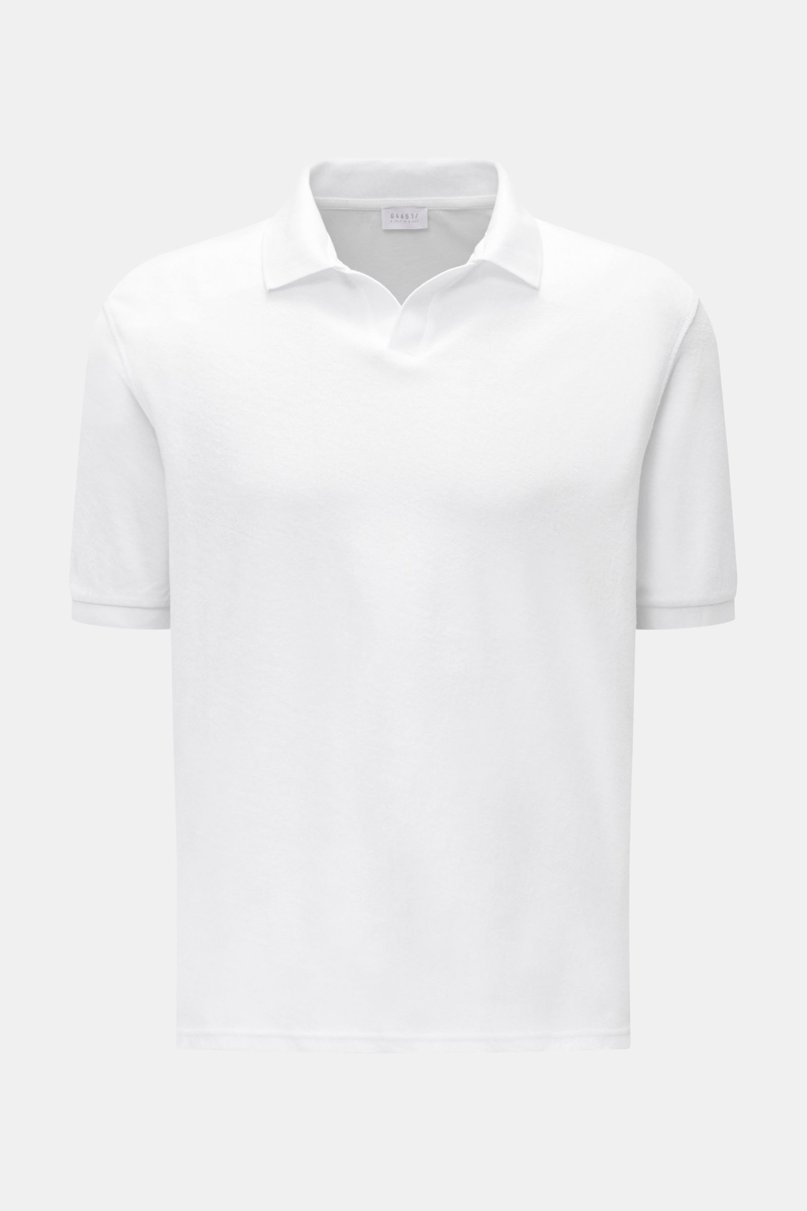 Front view of the 04651/ A trip in a bag Terry polo shirt 'Terry Johnny' white, a short sleeve cotton terry polo with soft feel and regular fit.

Holiday feel you can wear: This short sleeve polo shirt in comfortable cotton terry by 04651/ A TRIP IN A 