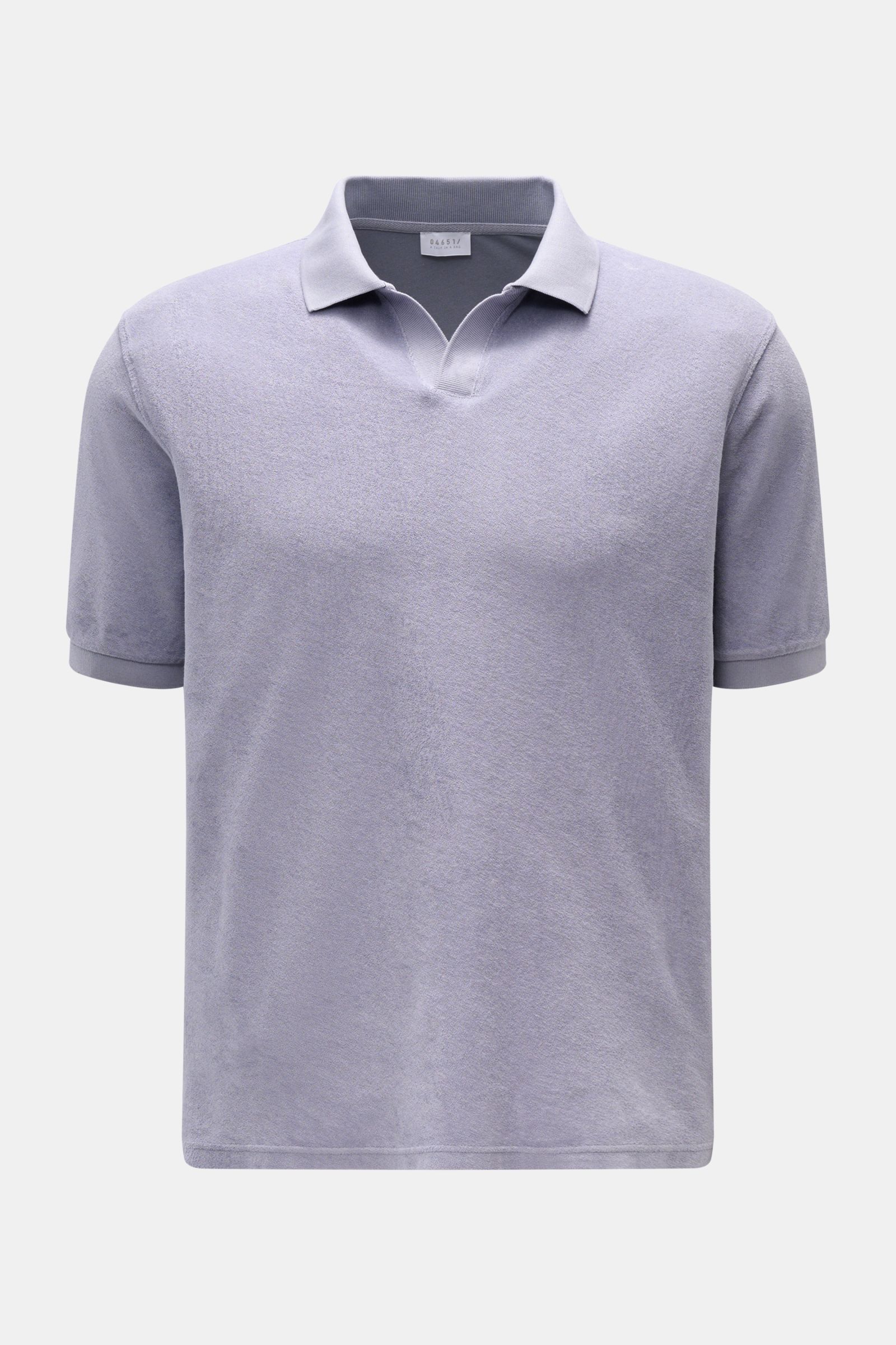 04651/ A trip in a bag Frottee-Poloshirt 'Terry Johnny' lavender, halblang, aus Baumwoll-Frottee, Regular Fit, offener Kragen, vordere Perspektive.