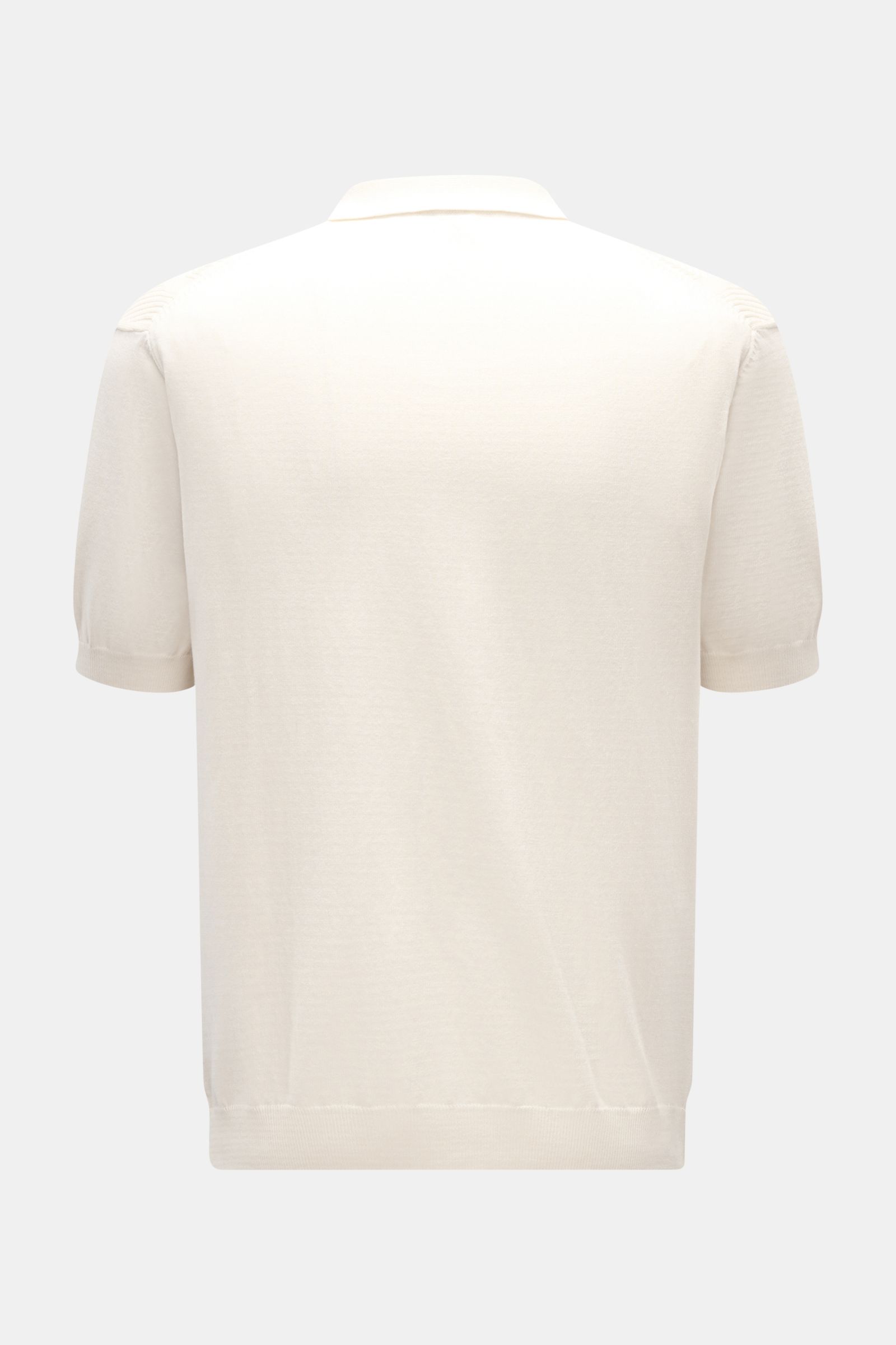 Rückansicht des 04651/ A trip in a bag Kurzarm-Strickpolo 'Jacquard Johnny' creme aus reiner Baumwolle, Oversized Fit, weicher Griff.