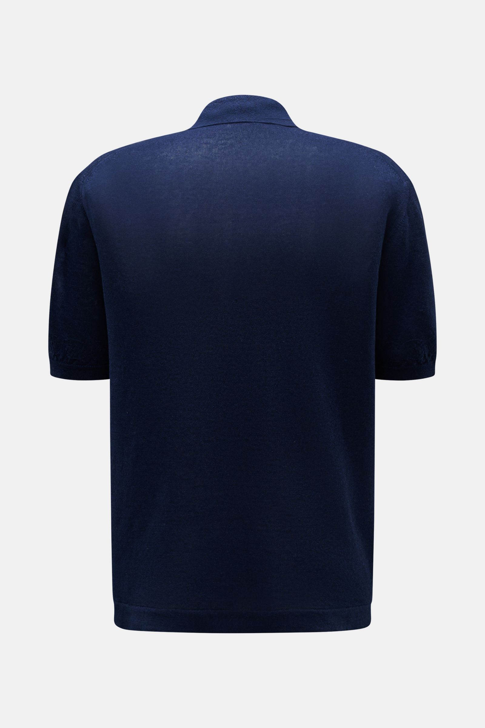 04651/ A trip in a bag Kurzarm-Strickpolo 'Hansen' navy, Rückansicht, Oversized Fit, Leinen-Baumwoll-Mix, feiner Jacquard-Strick, klassischer Polokragen.