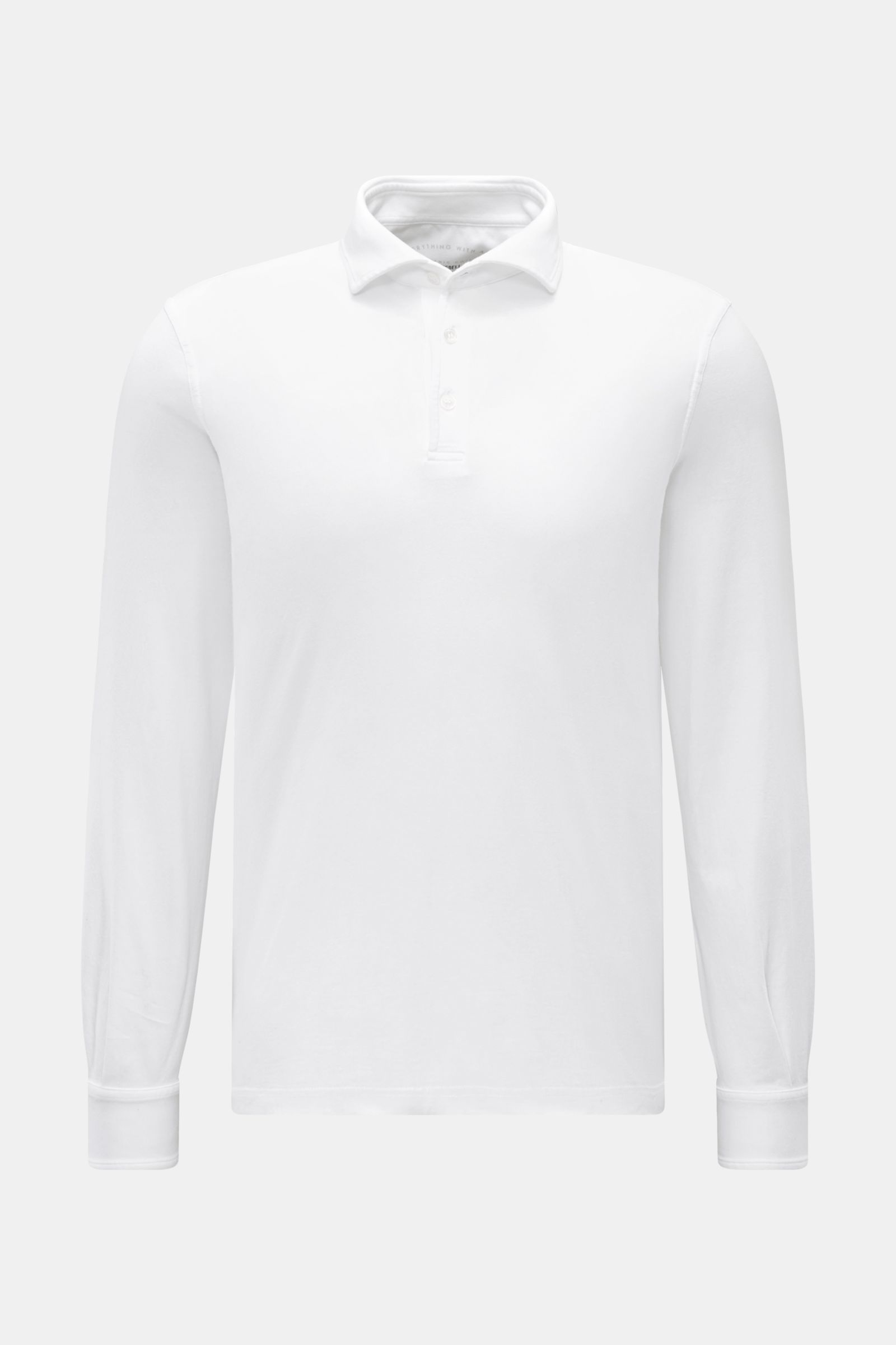 Fedeli Jersey Longsleeve-Poloshirt weiß, vorne fotografiert, aus sanfter, nachhaltiger Giza-Baumwolle mit Perlmuttknöpfen, Slim Fit, Polokragen.