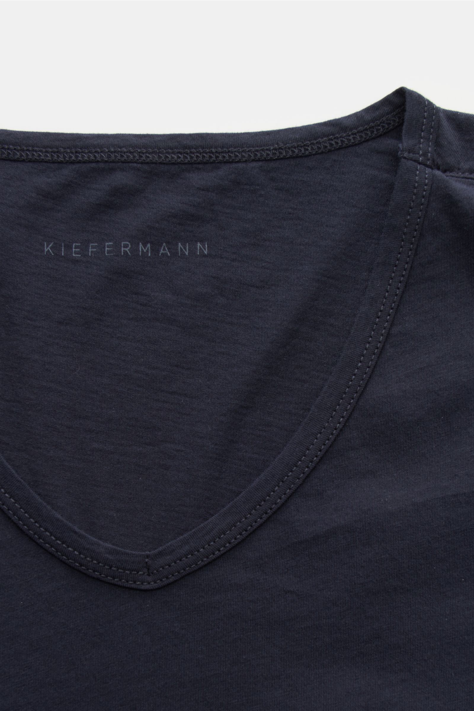 Kiefermann V-Neck T-Shirt 'Darius' dark navy