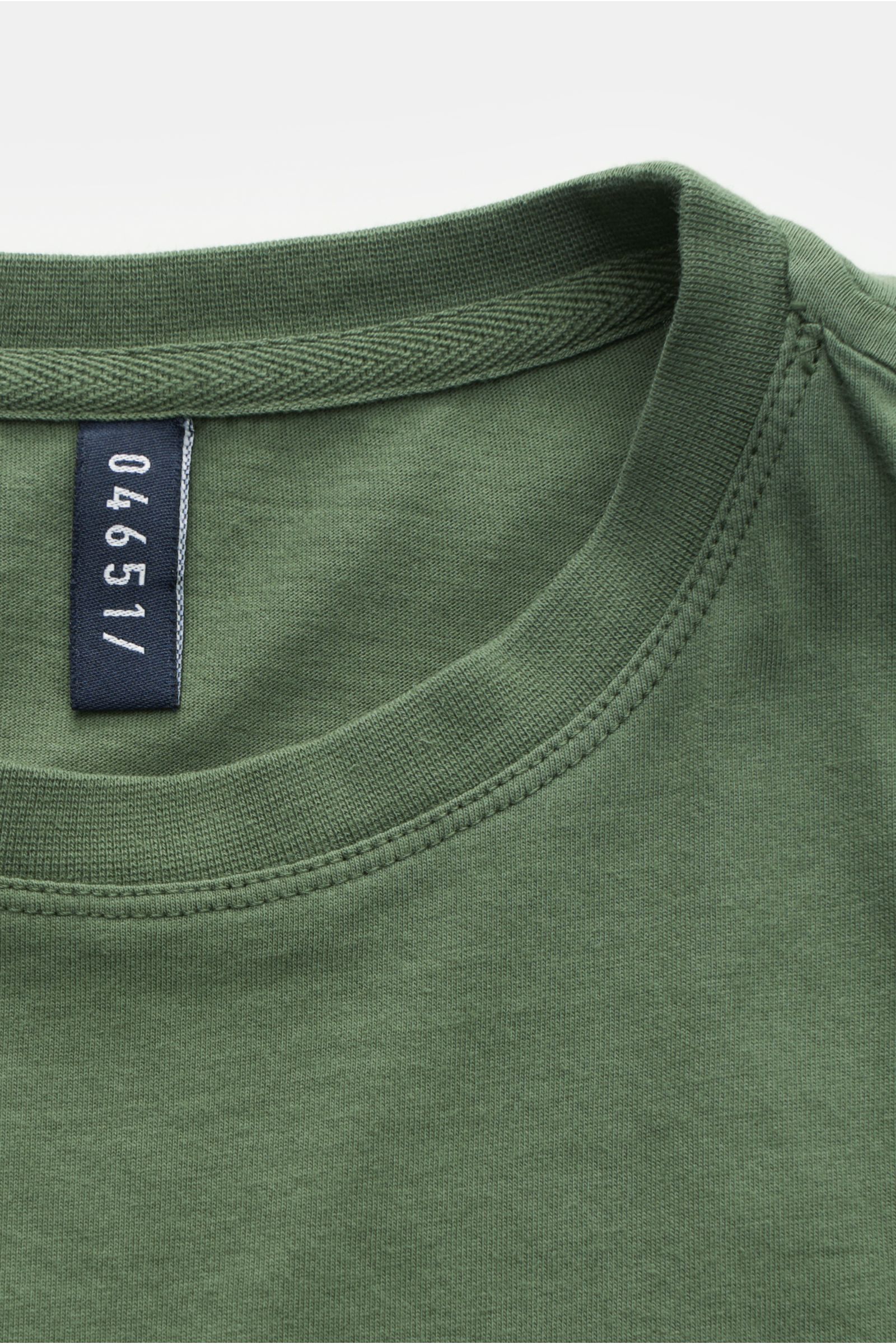 04651/ A trip in a bag  Crew neck T-shirt 'Seamap Pocket Tee' green