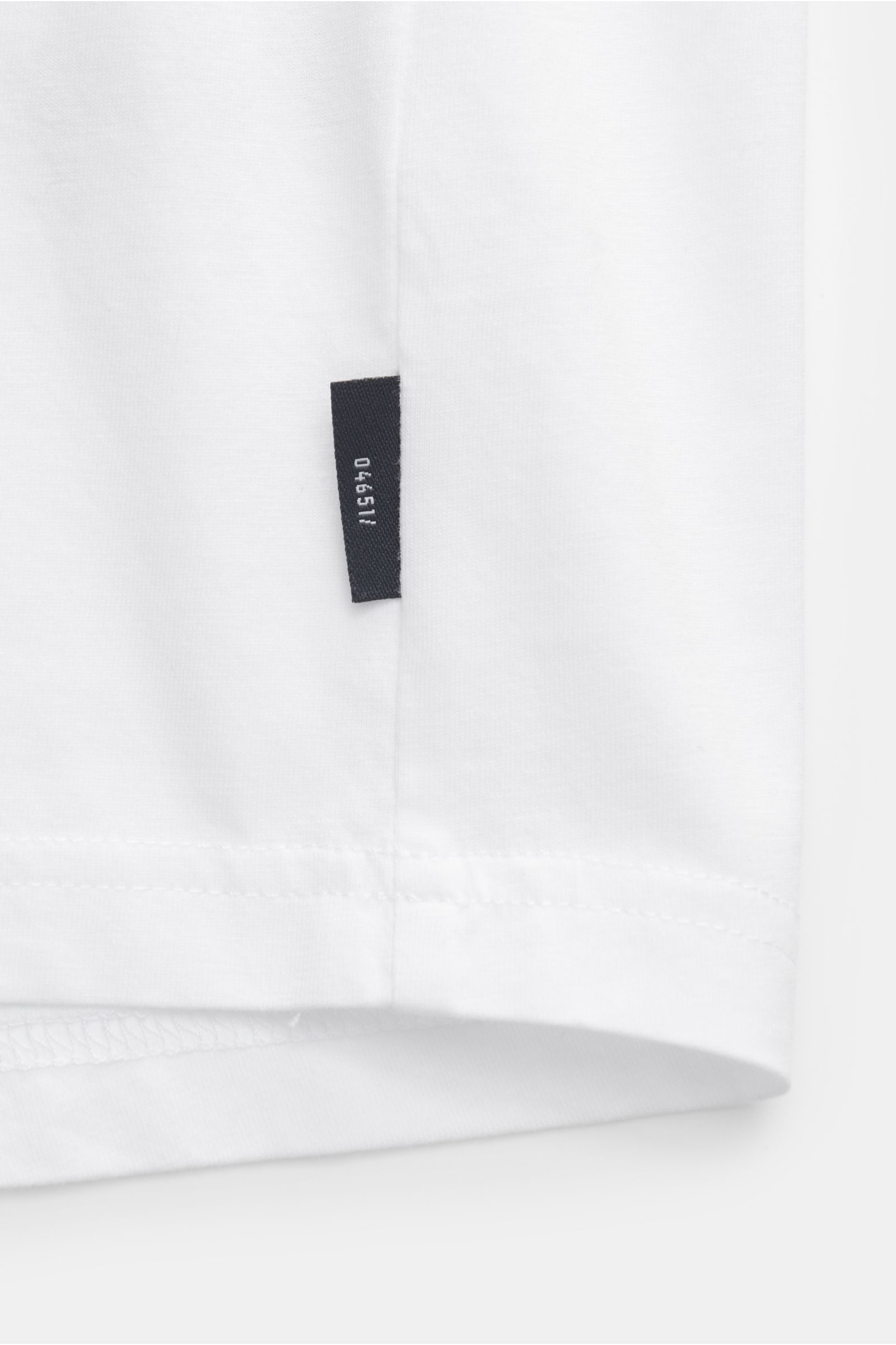 04651/ A trip in a bag Rundhals-T-Shirt weiß