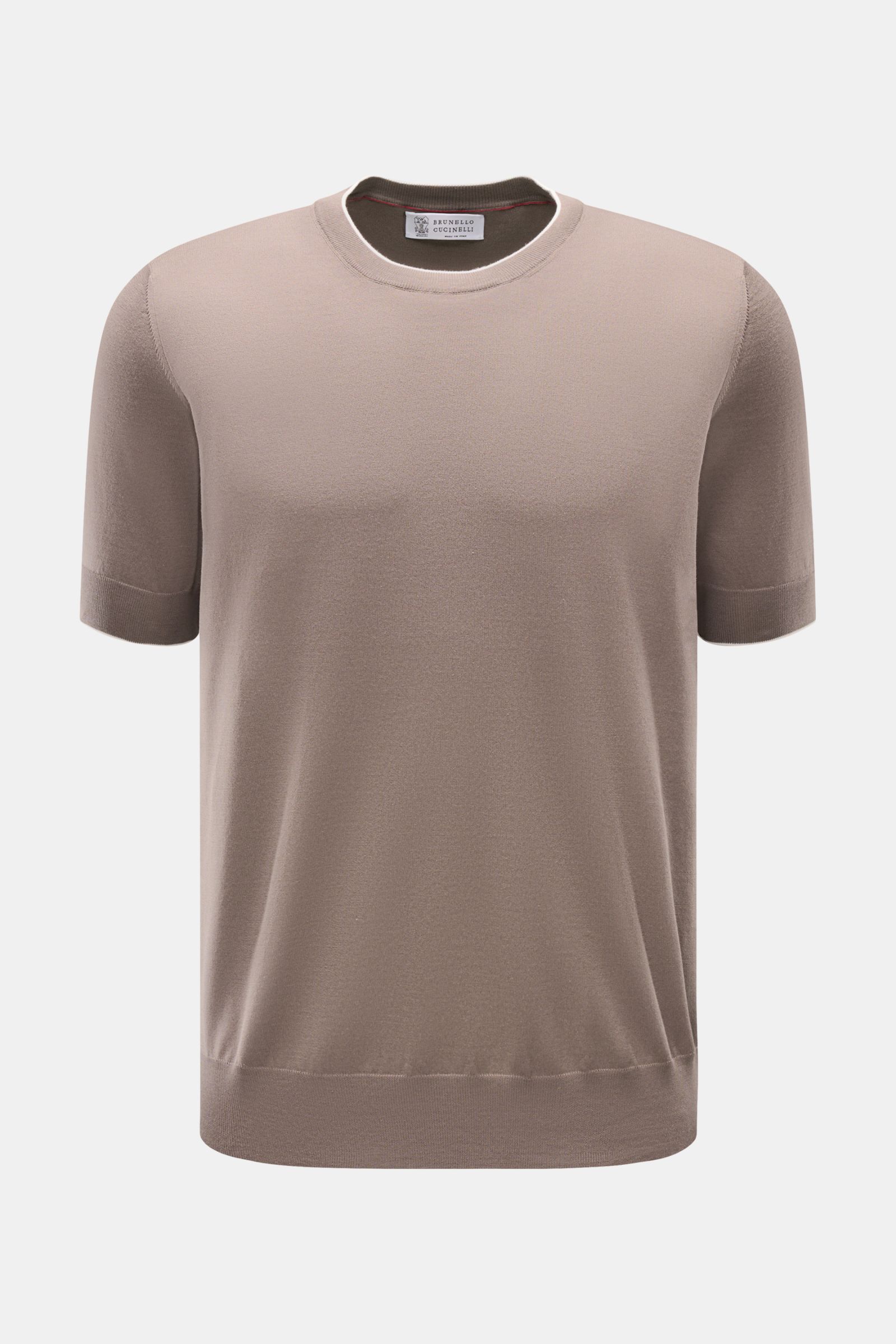 Brunello Cucinelli Kurzarmpullover graubraun, Slim Fit, feiner Baumwollstrick, schmale Kontrastkanten an Ärmeln und Kragen, frontale Sicht.