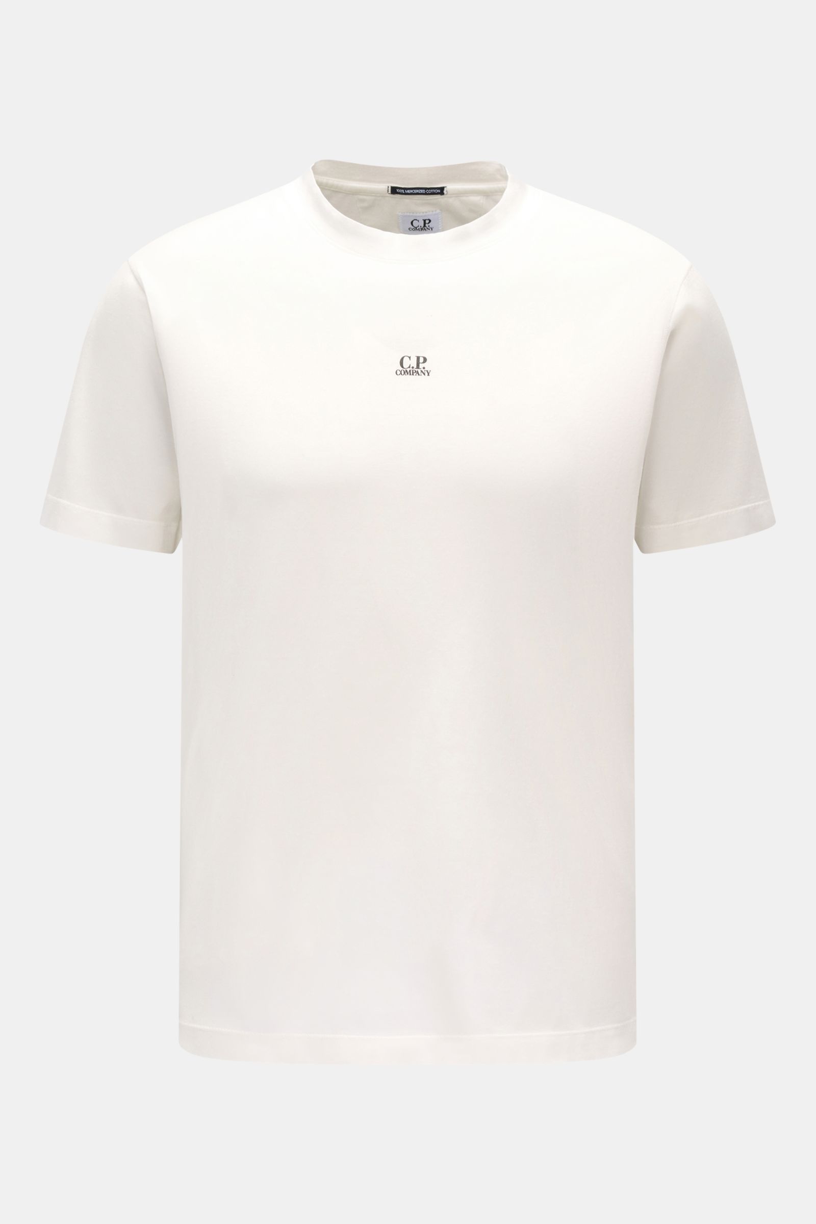 Front view of C.P. Company Crew neck T-shirt off-white with slim fit, crew neck, subtle logo print on chest, made of soft mercerised cotton.

C.P. COMPANY gives this classic T-shirt its unmistakable signature touch with a subtle logo print on the chest