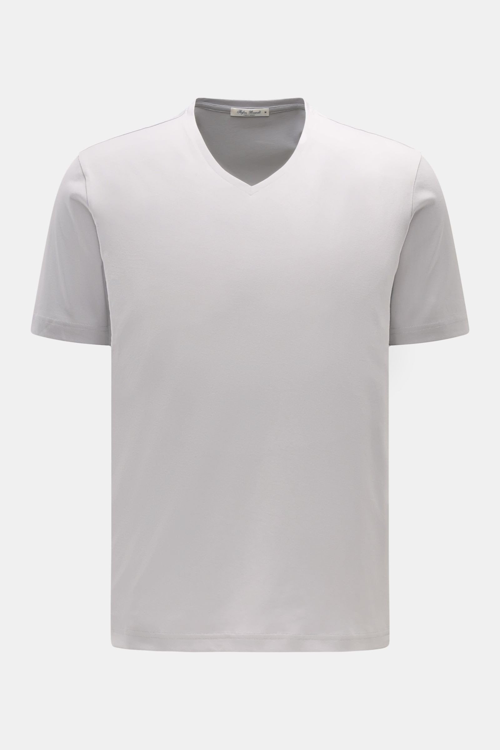 Front view of Stefan Brandt V-Neck T-Shirt 'Artur' hellgrau, made from soft organic Pima cotton with slim fit and fine jersey quality.

Description: Das T-Shirt 'Artur' von STEFAN BRANDT wird aus softer Pima-Baumwolle mit höchstem handwerklichen Anspru