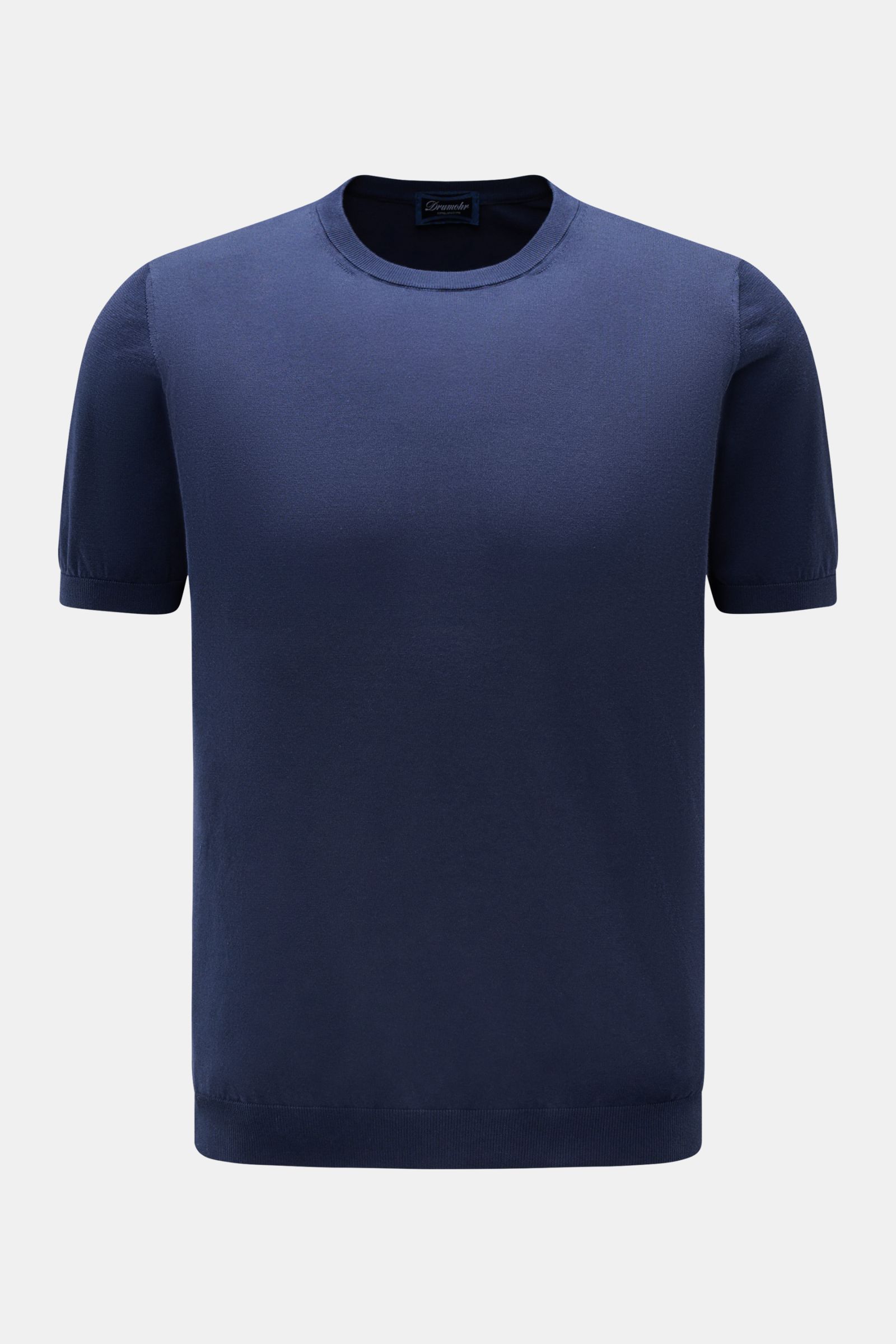 Front view of Drumohr Short sleeve jumper dark blue, a slim fit Italian-made short sleeve jumper in fine knit pure cotton with elasticated ribbed bands.

A fine essential from label DRUMOHR: This Italian-made short sleeve jumper is made of comfortably 