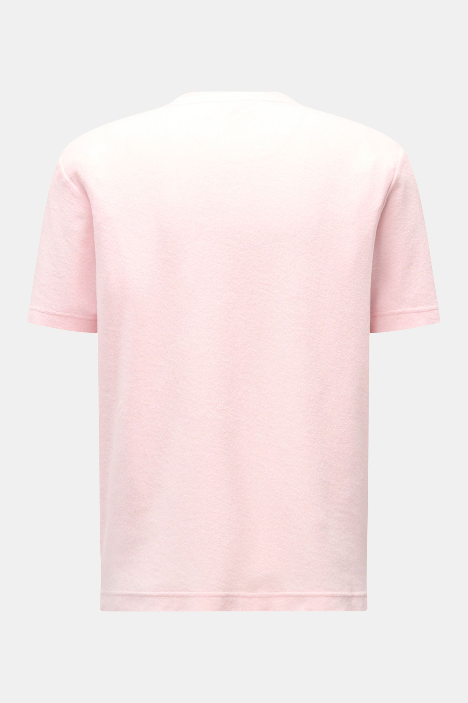 Back view of the 04651/ A trip in a bag Terry T-shirt 'Terry Tee' rose, made of soft pure cotton terrycloth with a crew neck and regular fit.

Description:  
The clean T-shirt 'Terry Tee' by 04651/ A TRIP IN A BAG is made of soft terry in pure cotton f