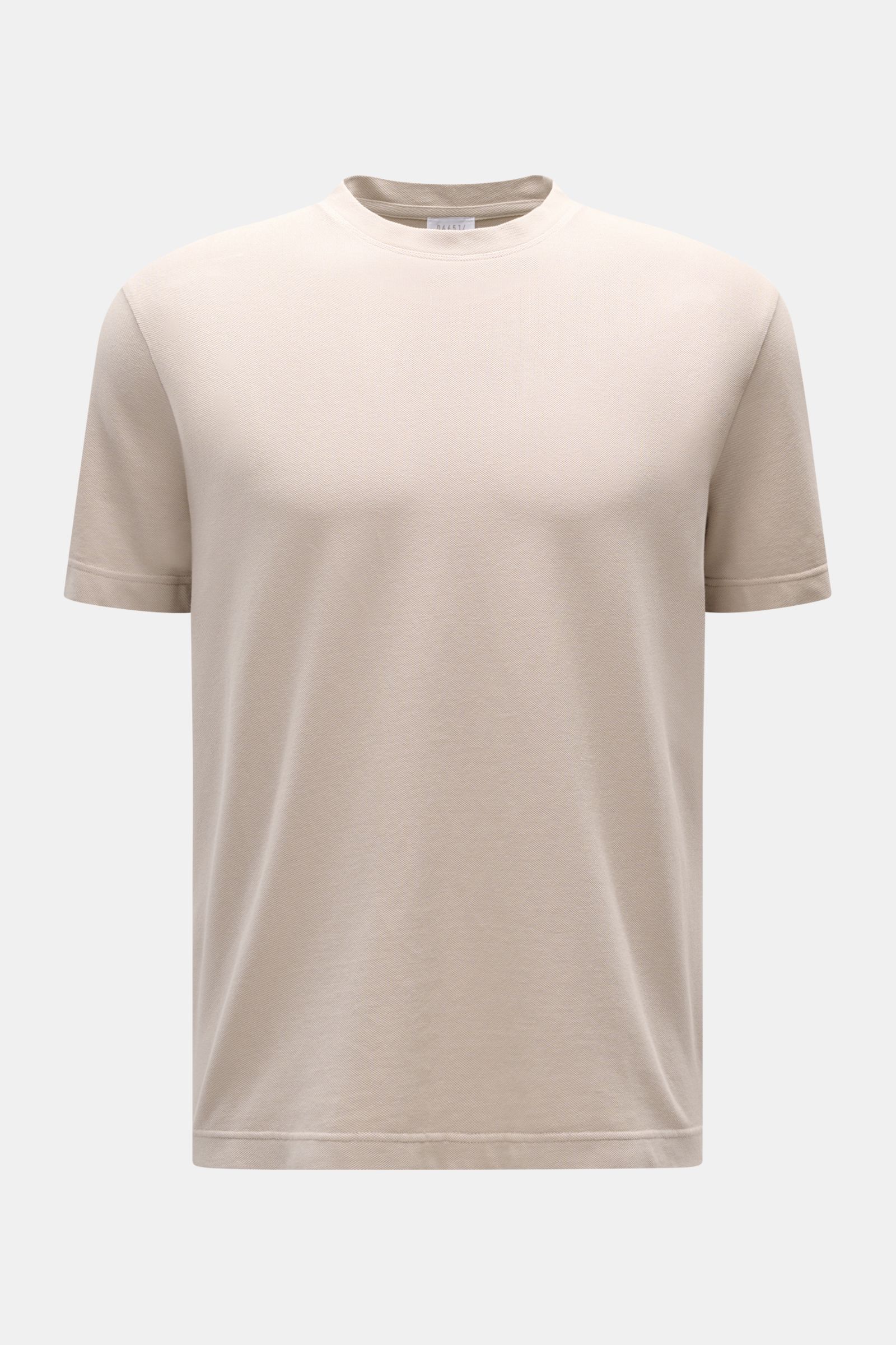 Front view of 04651/ A trip in a bag Piqué T-shirt beige, pure cotton slim fit crew neck tee with ribbed bands.

Summer essential: This piqué T-shirt from 04651/ A TRIP IN A BAG is a versatile staple that's perfect for warm days.

Pure piqu